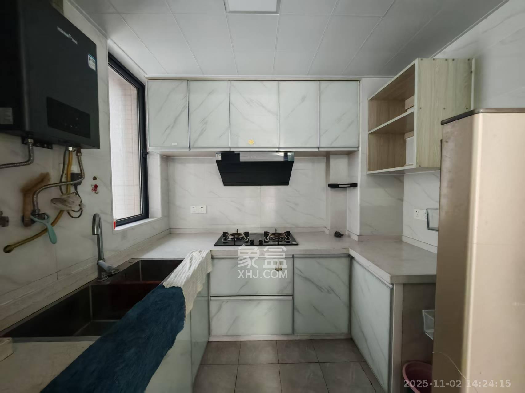 筑梦星园  3室2厅1卫    1800.0元/月室内图