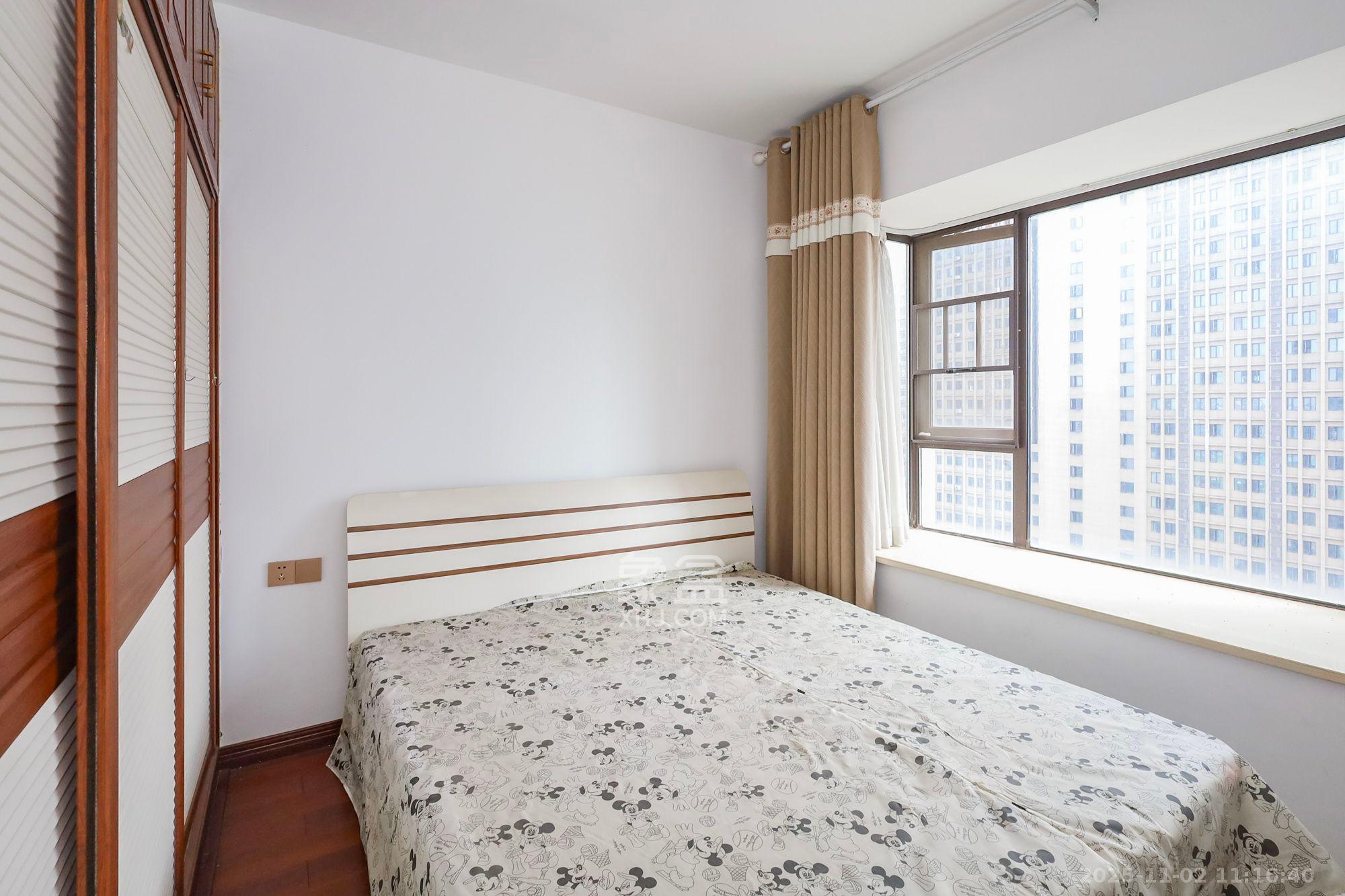 钰龙天下二期(钰龙佳园)  3室2厅2卫    2500.0元/月 钰龙天下二期(钰龙佳园)  3室2厅2卫    2500.0元/月室内图