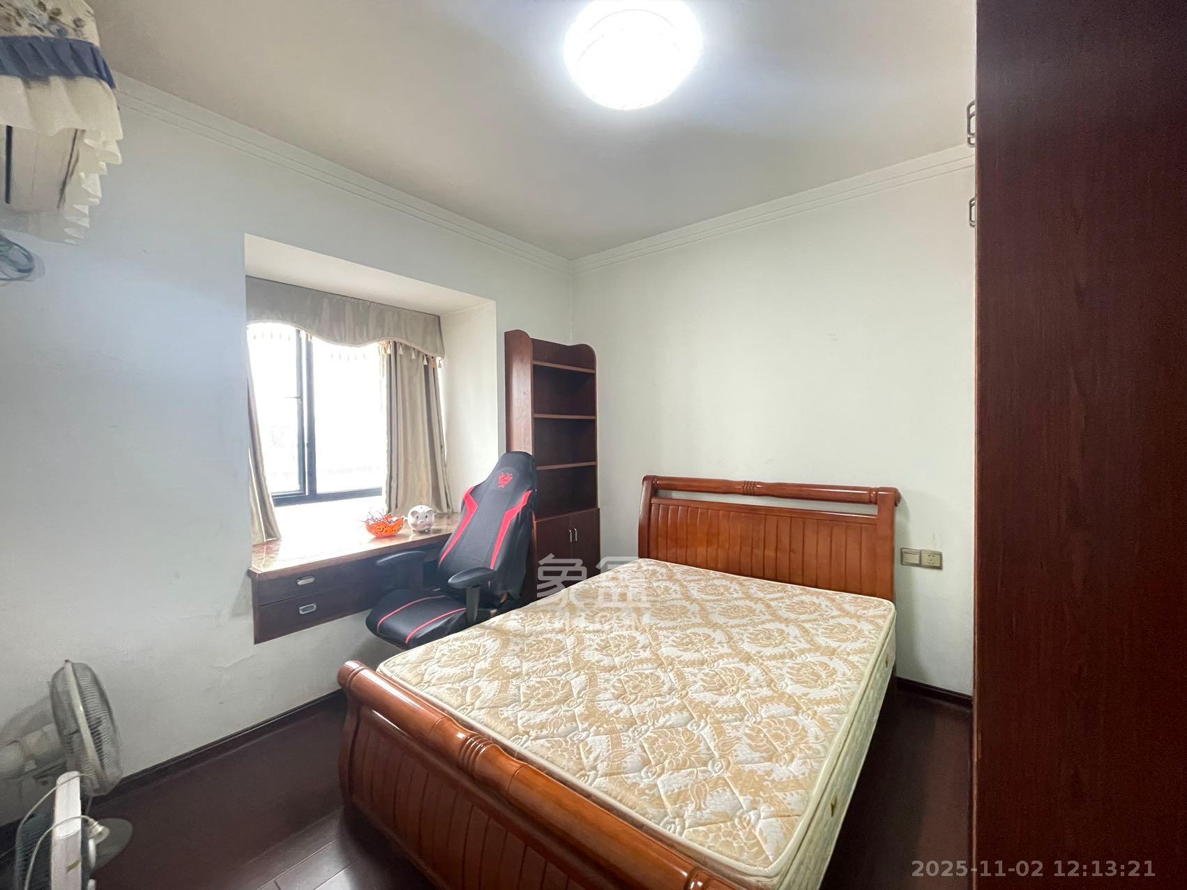 山水华景 2室2厅1卫 2200.0元/月 山水华景 2室2厅1卫 2200.0元/月室内图