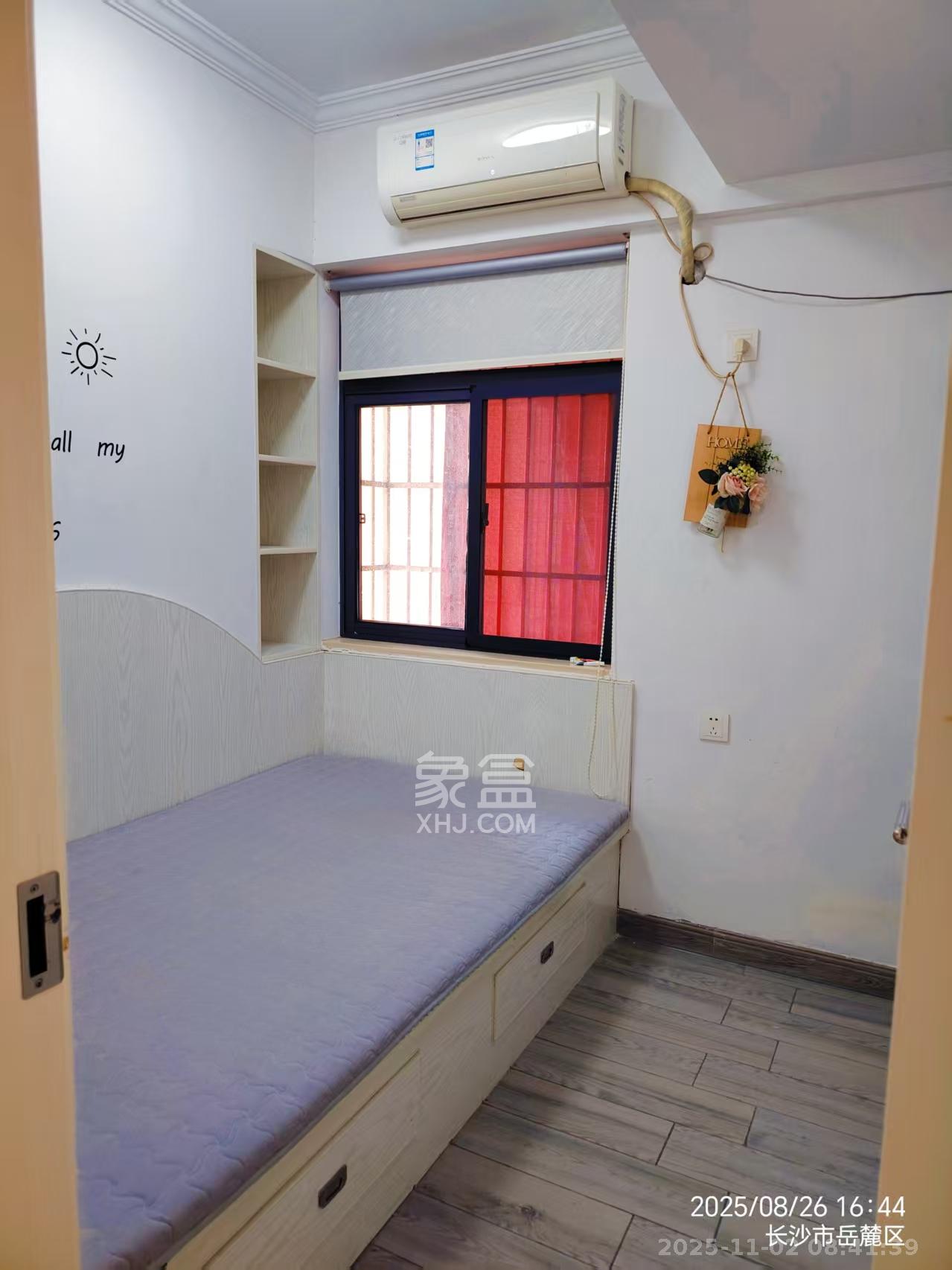 西子湖畔沃府 3室2厅1卫 2600.0元/月 西子湖畔沃府 3室2厅1卫 2600.0元/月室内图