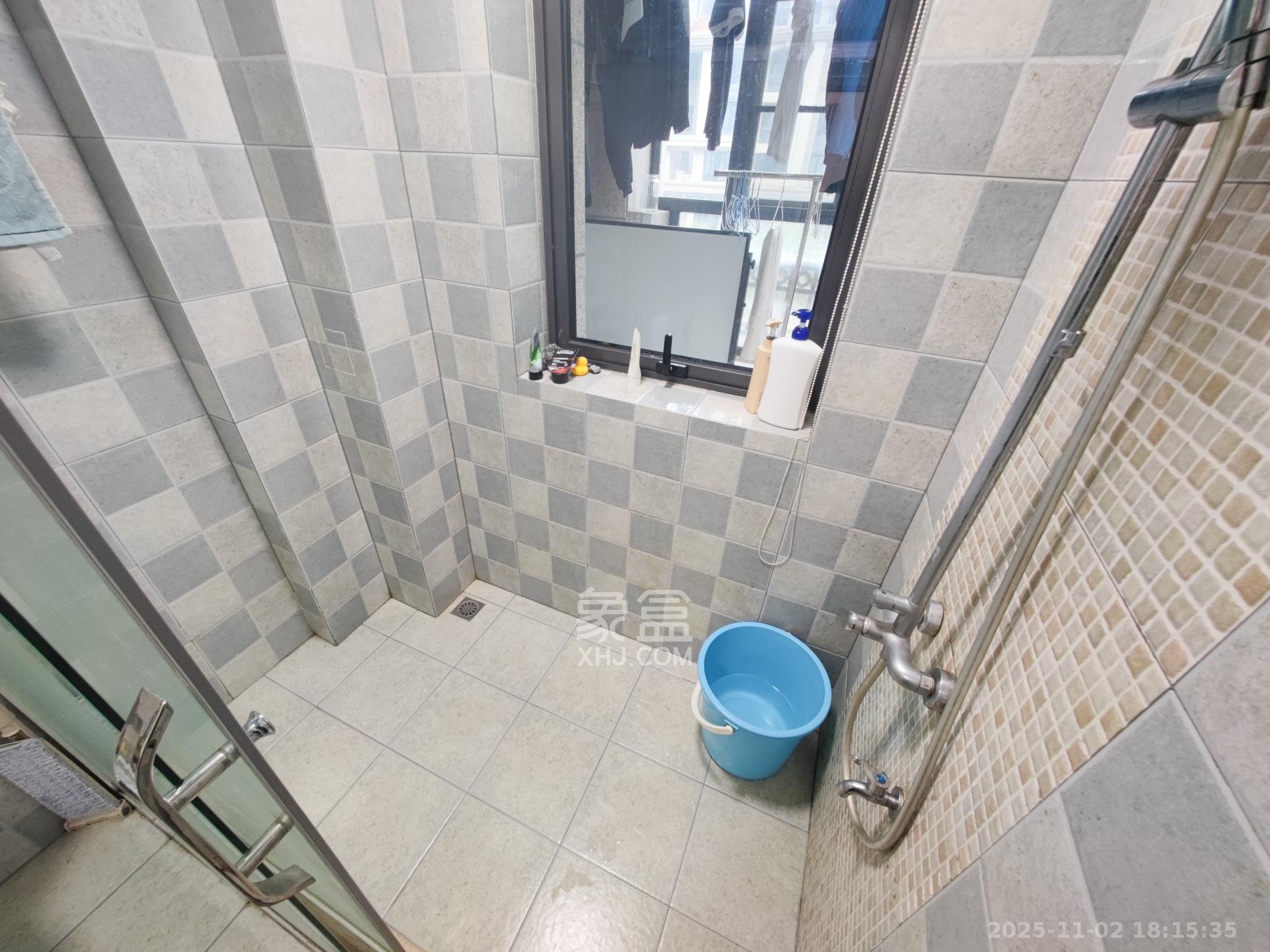 明昇壹城（明昇时代广场）一期  3室2厅1卫    295.0万其他