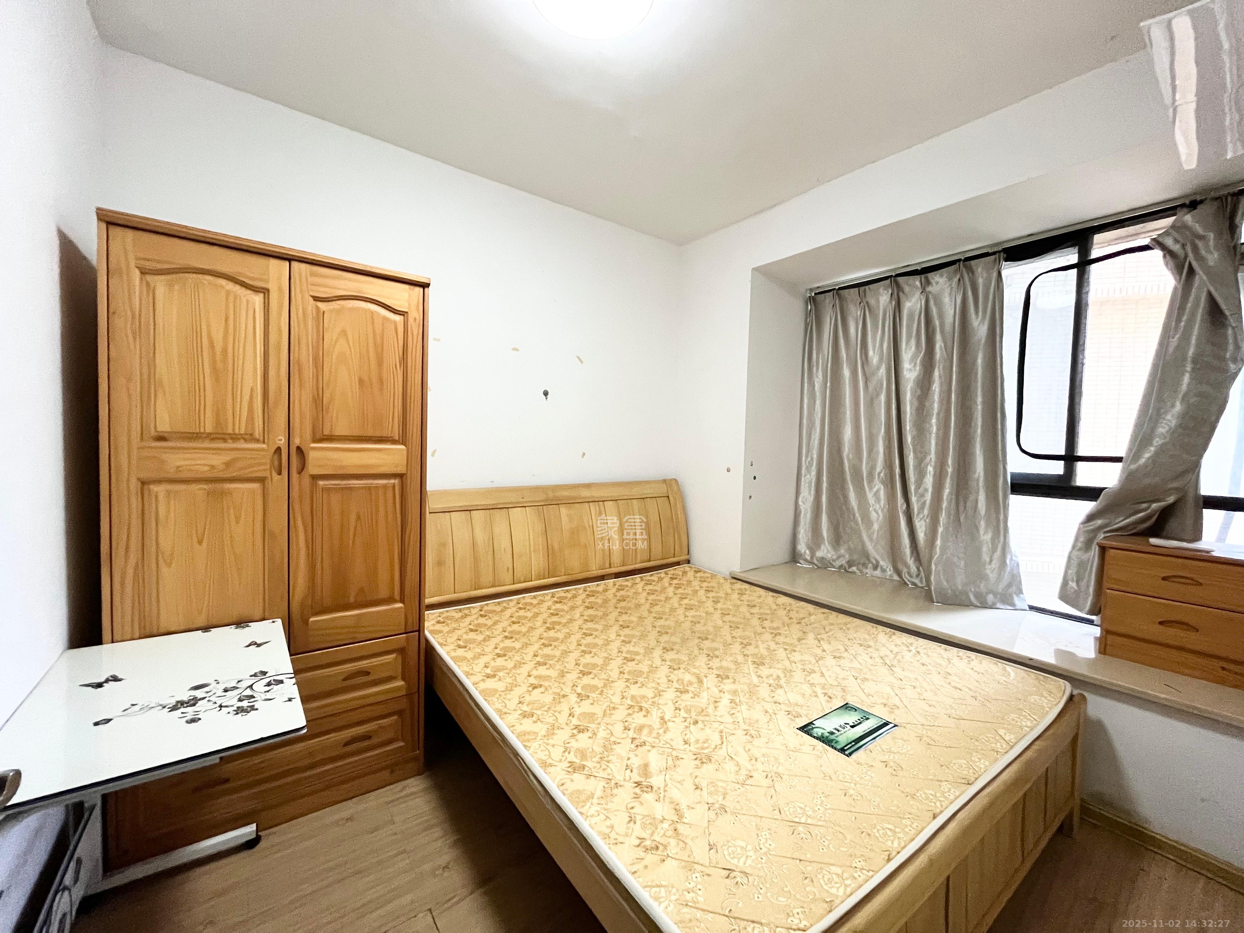 保利麓谷林语F区  4室2厅2卫    3000.0元/月室内图