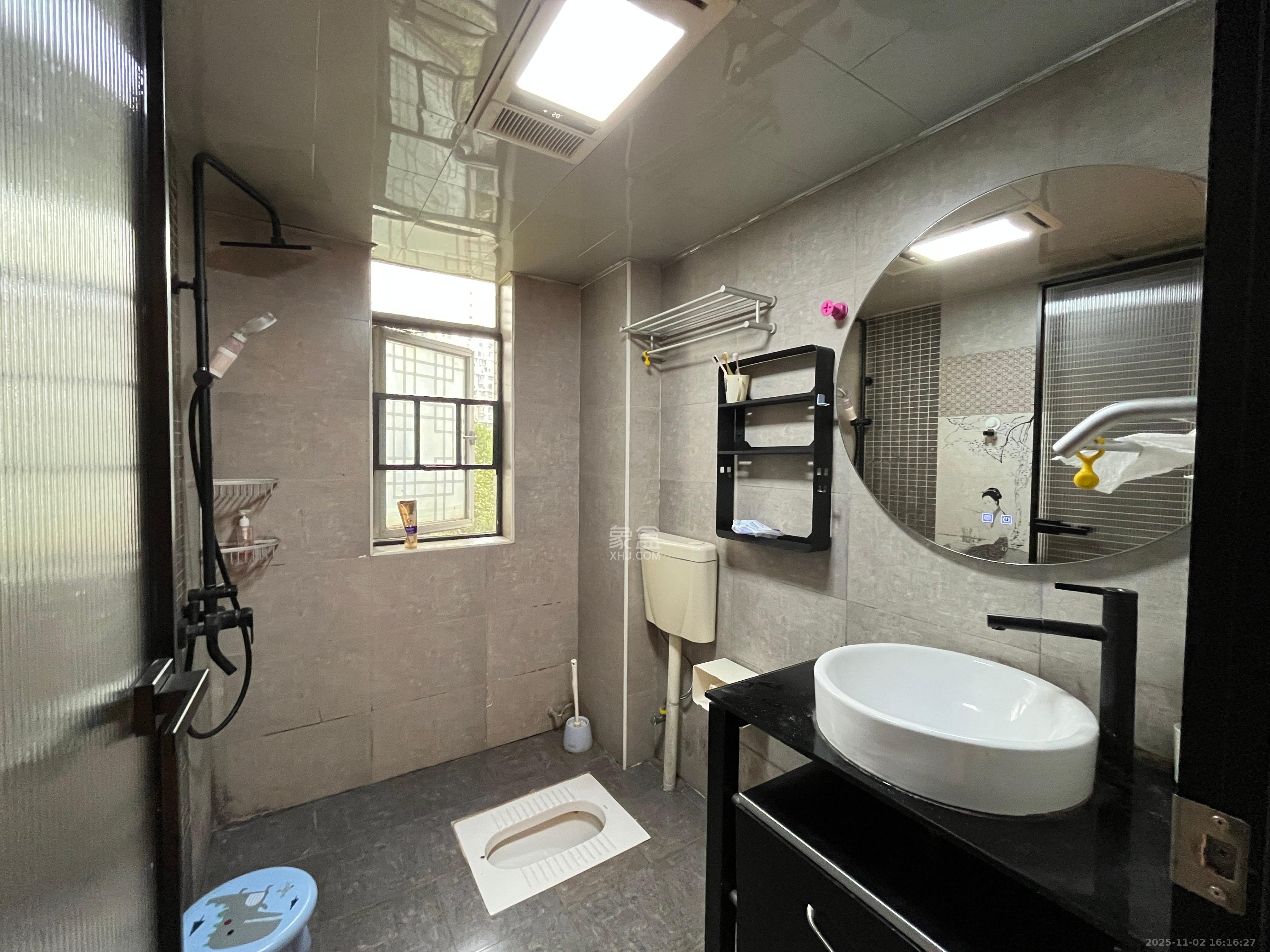 滨江君悦香邸  2室1厅1卫    3500.0元/月室内图