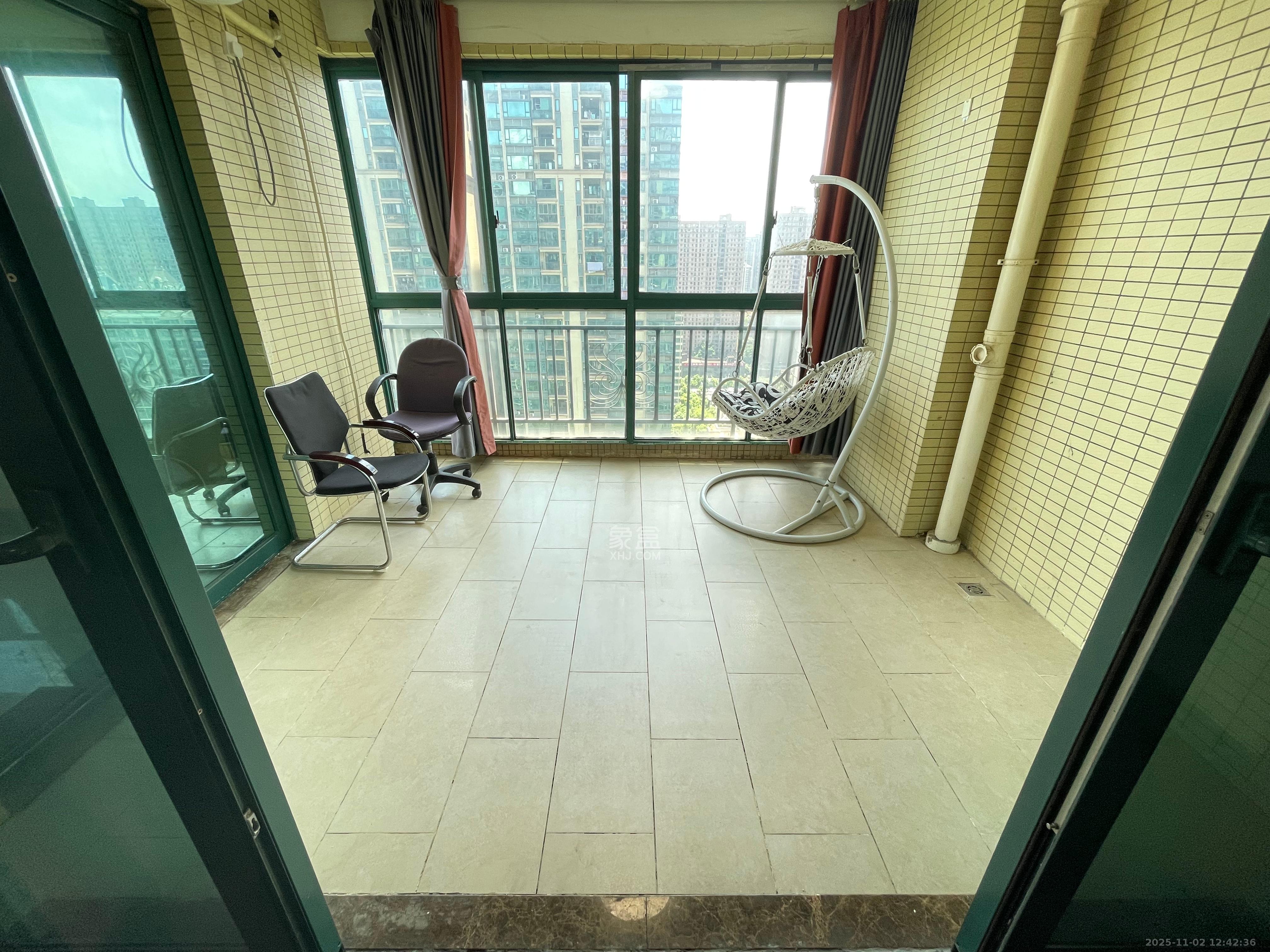 恒大名都  4室2厅4卫    3800.0元/月室内图