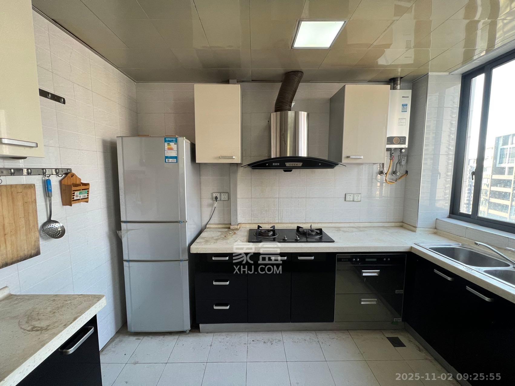 西子花苑  2室2厅1卫    3000.0元/月室内图