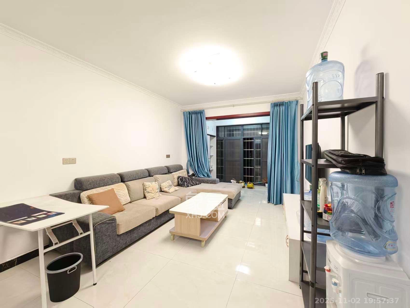 金南家园三期  2室2厅1卫    2200.0元/月 金南家园三期  2室2厅1卫    2200.0元/月室内图