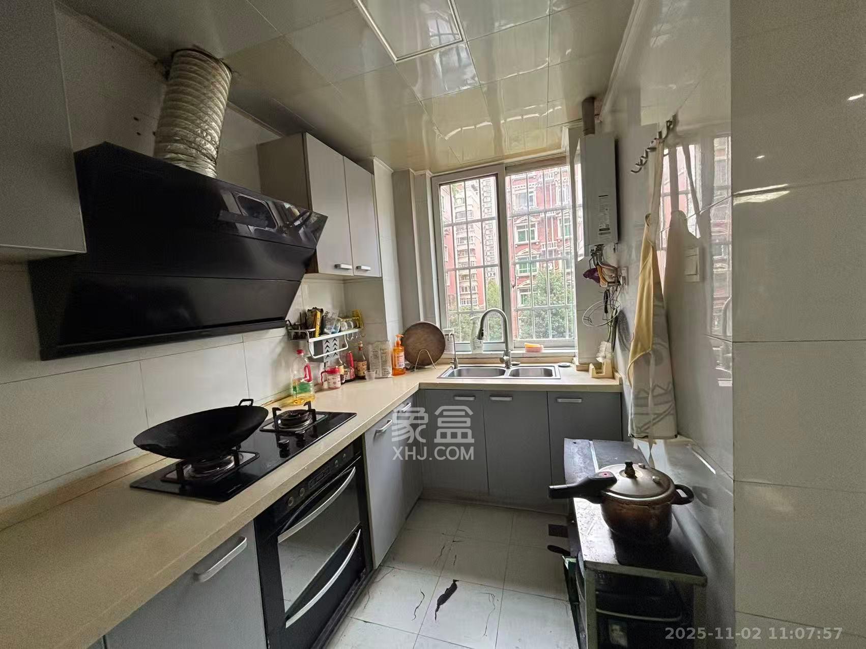 丽星景园 1室0厅0卫 2800.0元/月 丽星景园 1室0厅0卫 2800.0元/月室内图