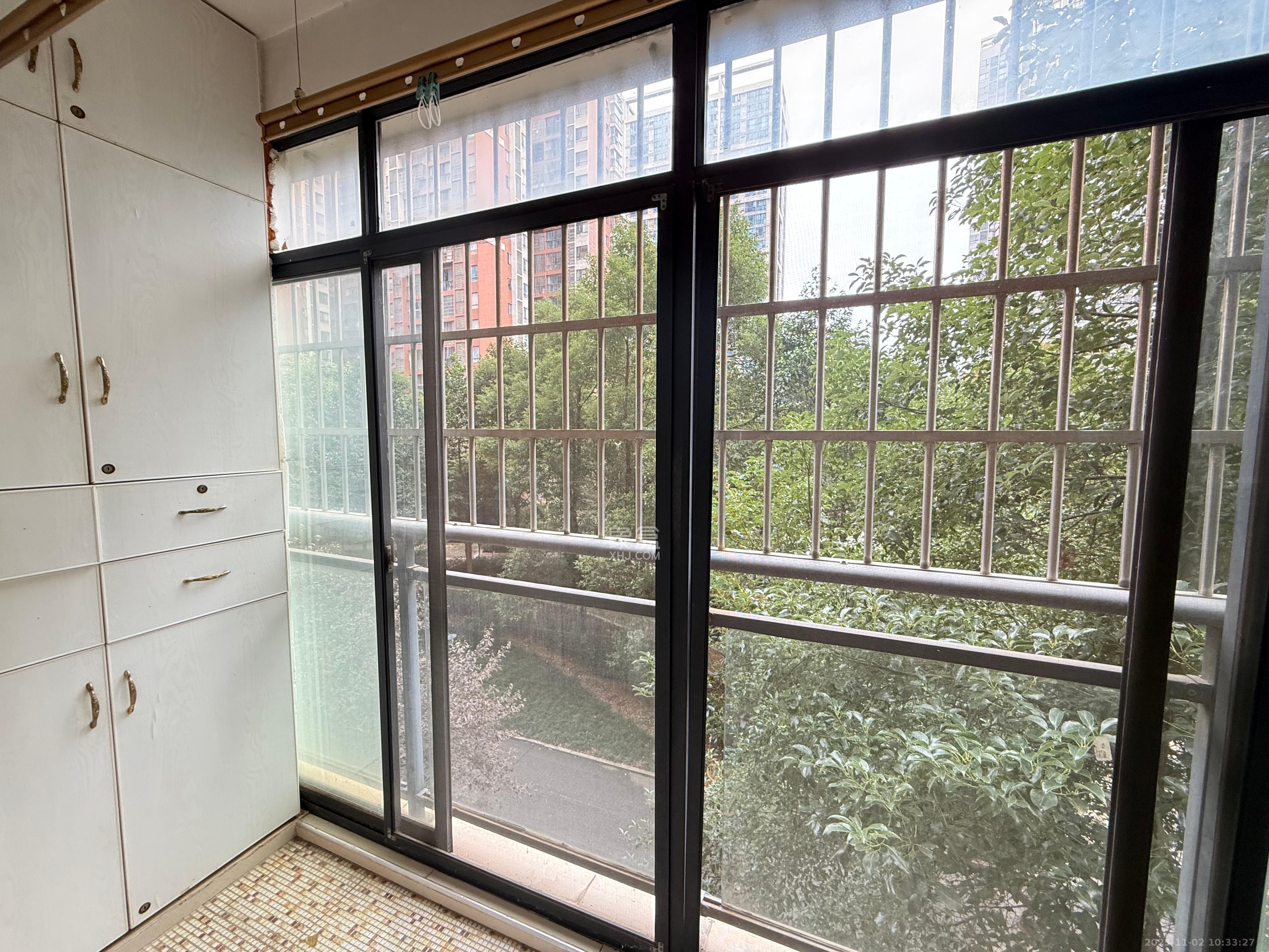 盛地尊域  4室2厅2卫    2500.0元/月室内图