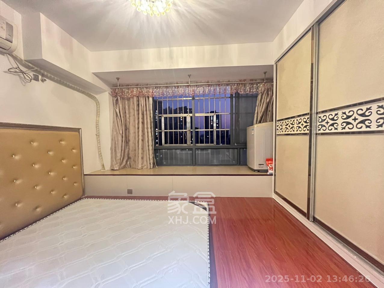 枫华府第 1室1厅1卫 1300.0元/月 枫华府第 1室1厅1卫 1300.0元/月室内图