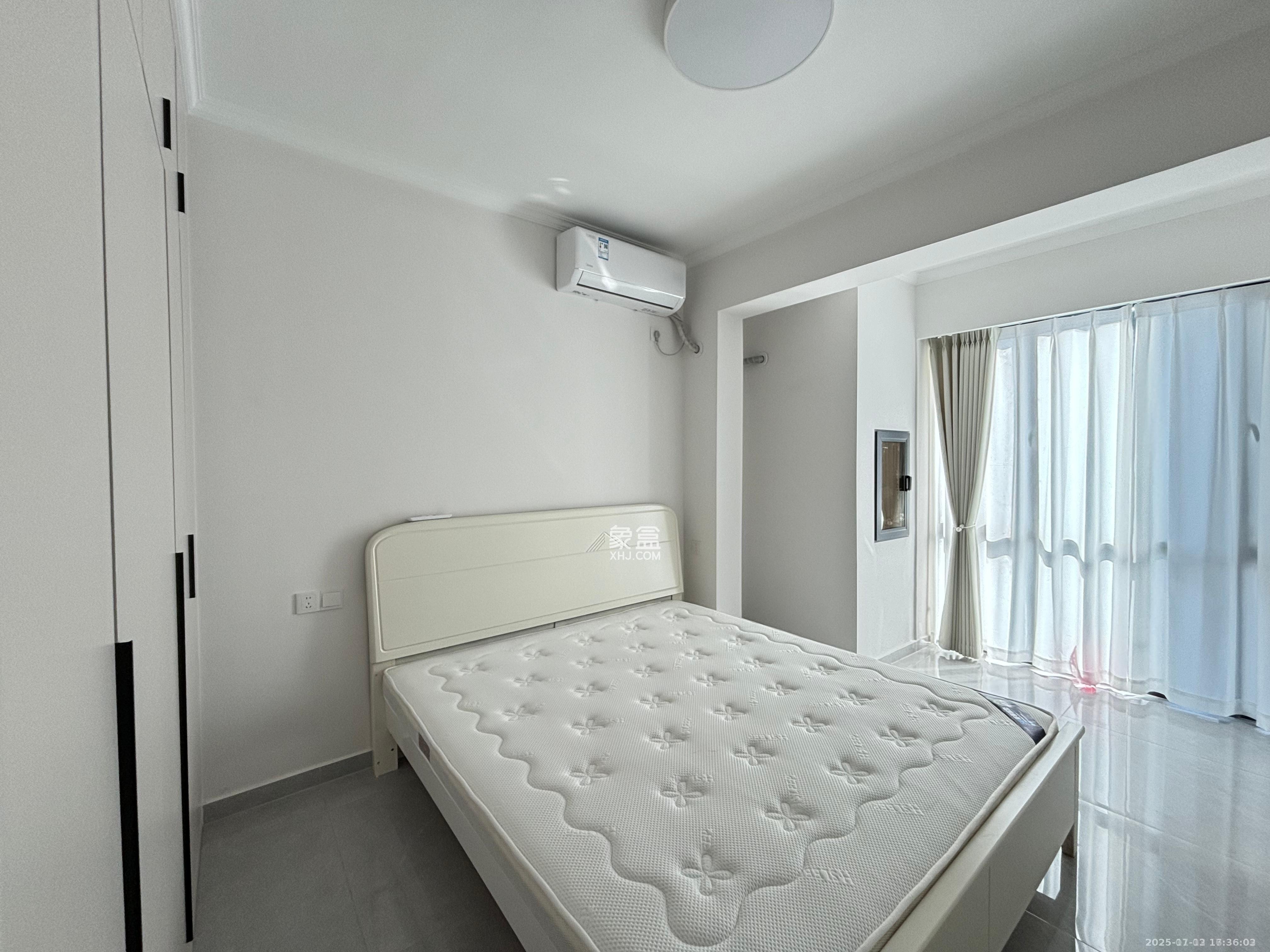 天下一家  3室2厅1卫    2900.0元/月室内图