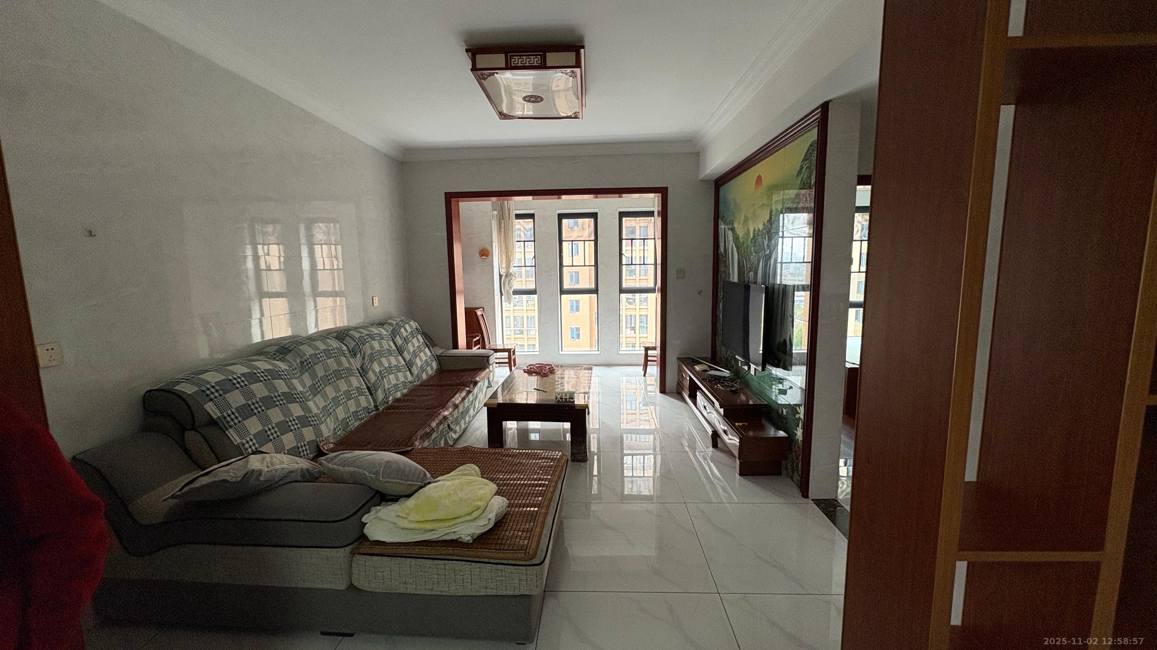 天悦和苑一期  2室1厅1卫    1600.0元/月