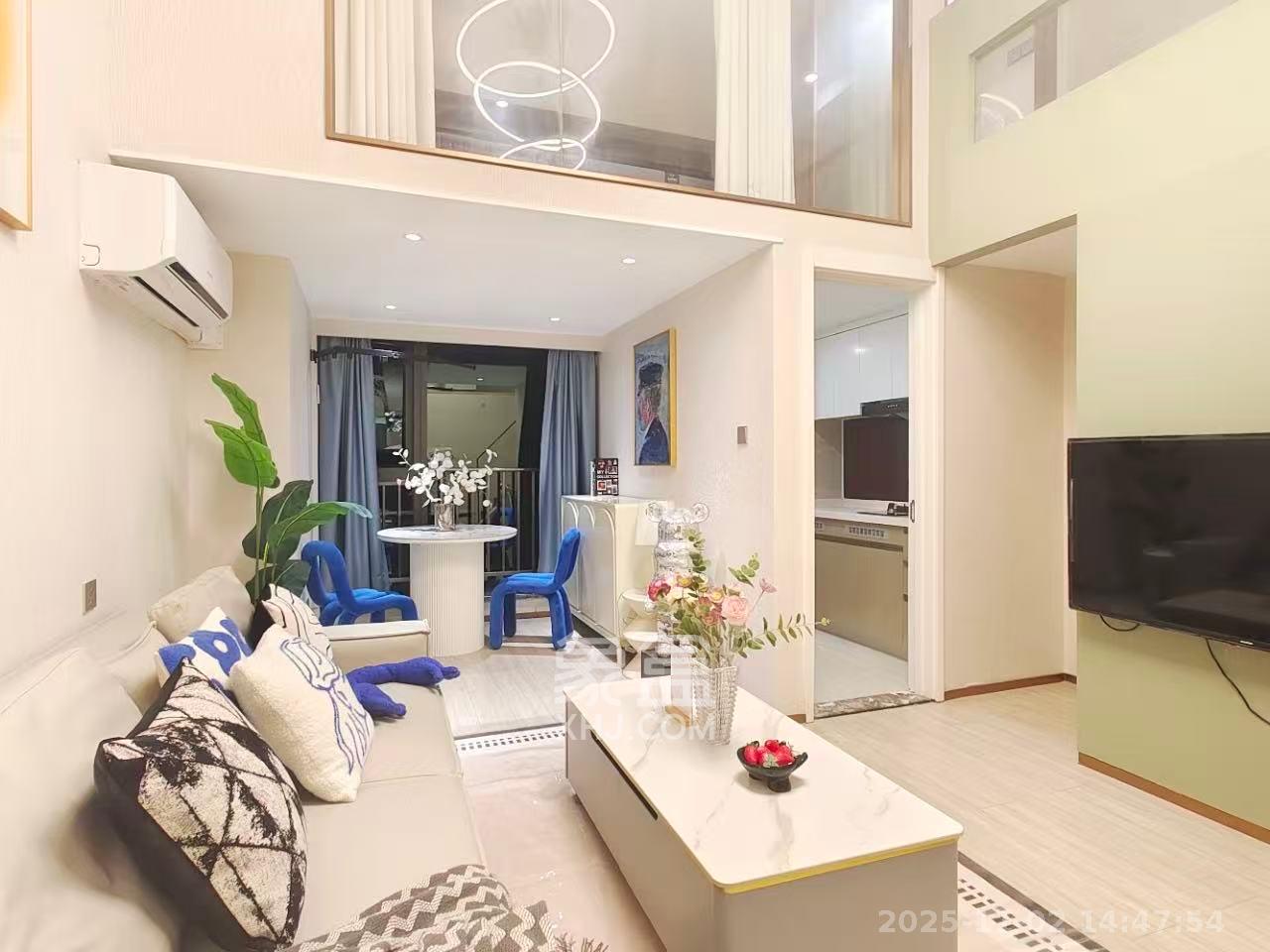 华远华时代  2室1厅1卫    3000.0元/月