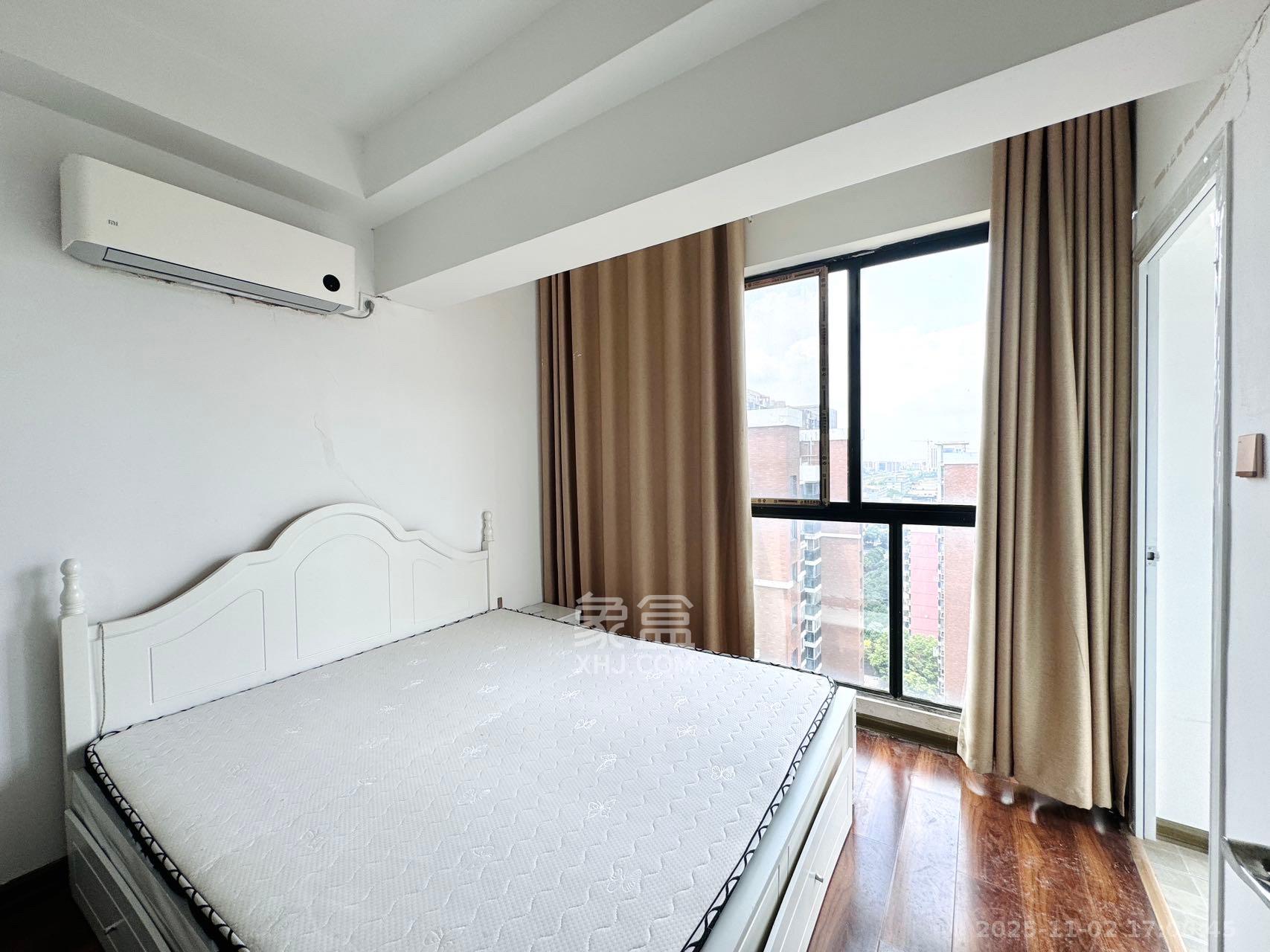 标志商务中心 2室1厅1卫 1600.0元/月 标志商务中心 2室1厅1卫 1600.0元/月室内图