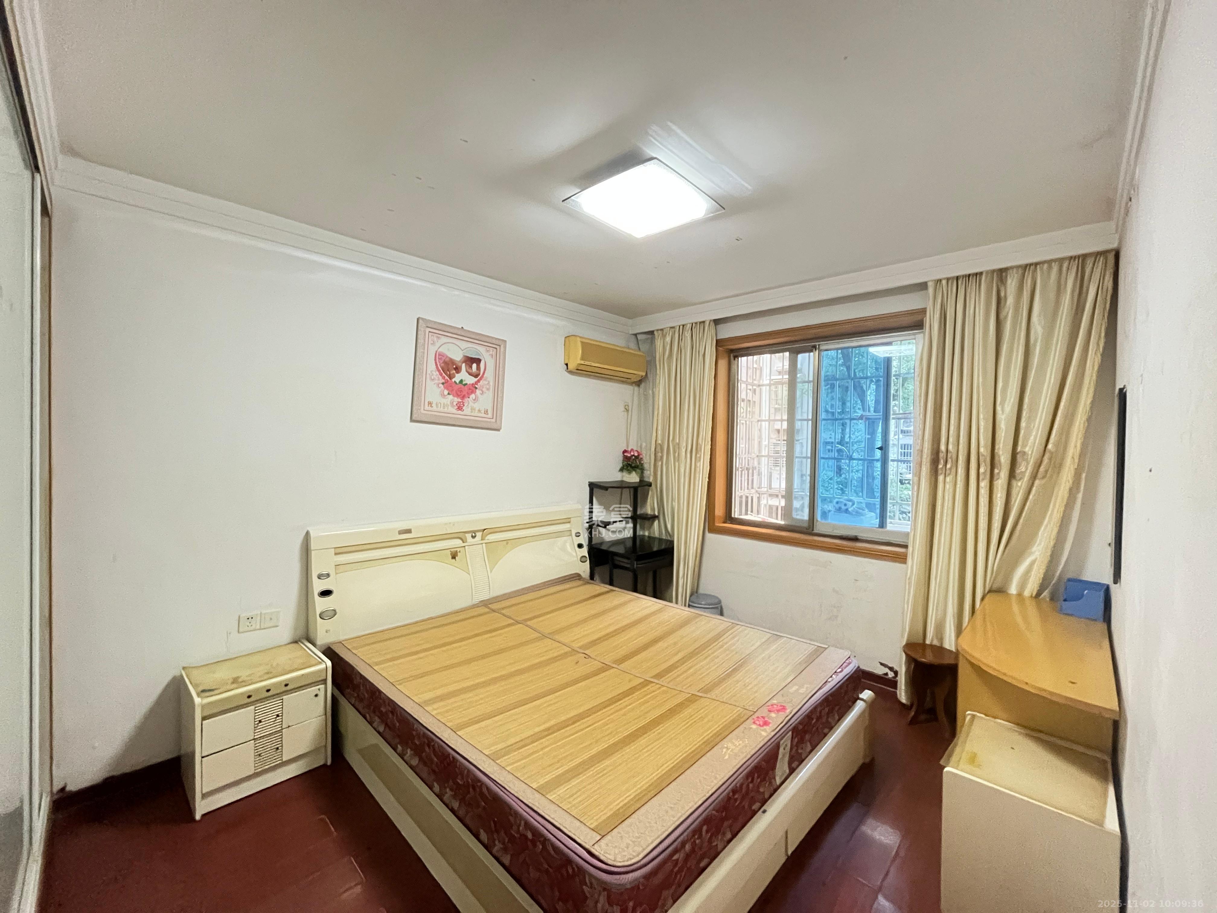 长坡社区  3室1厅1卫    1900.0元/月室内图