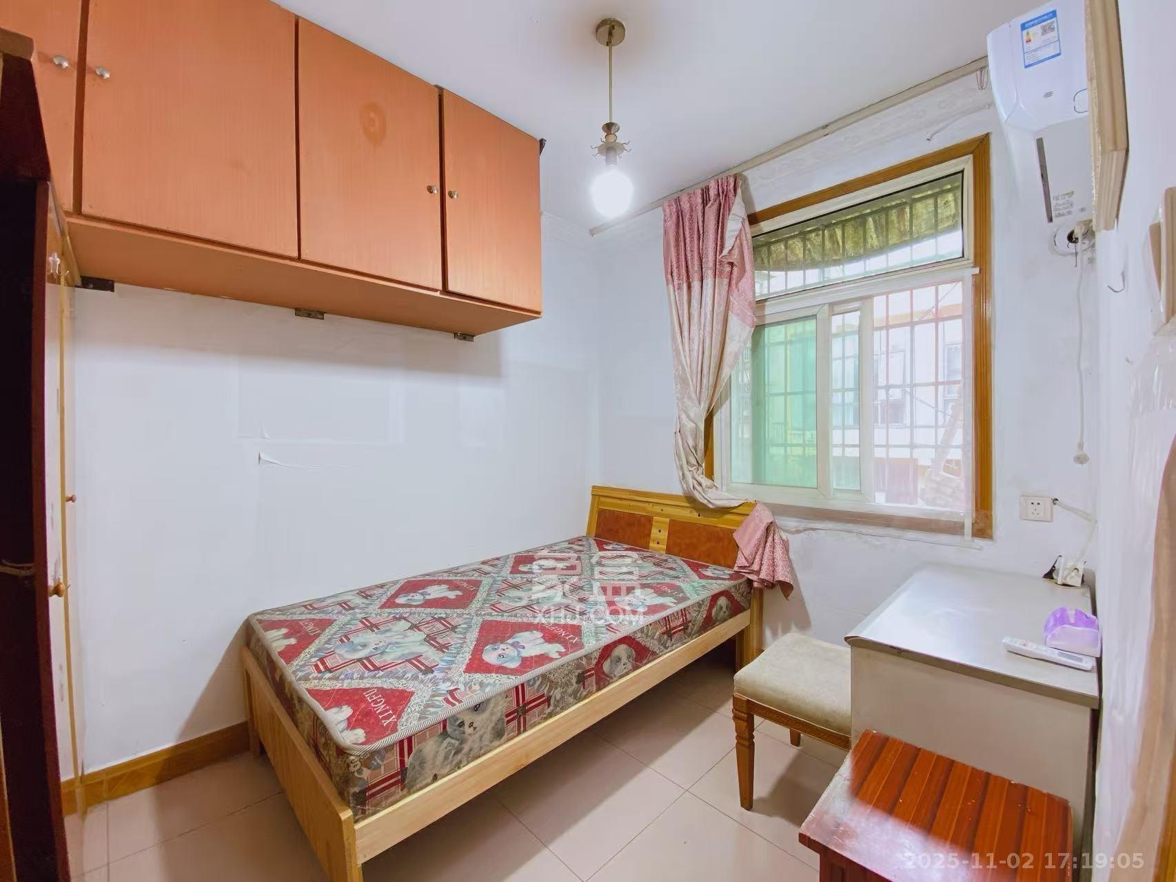 新运公寓  2室1厅1卫    1350.0元/月室内图