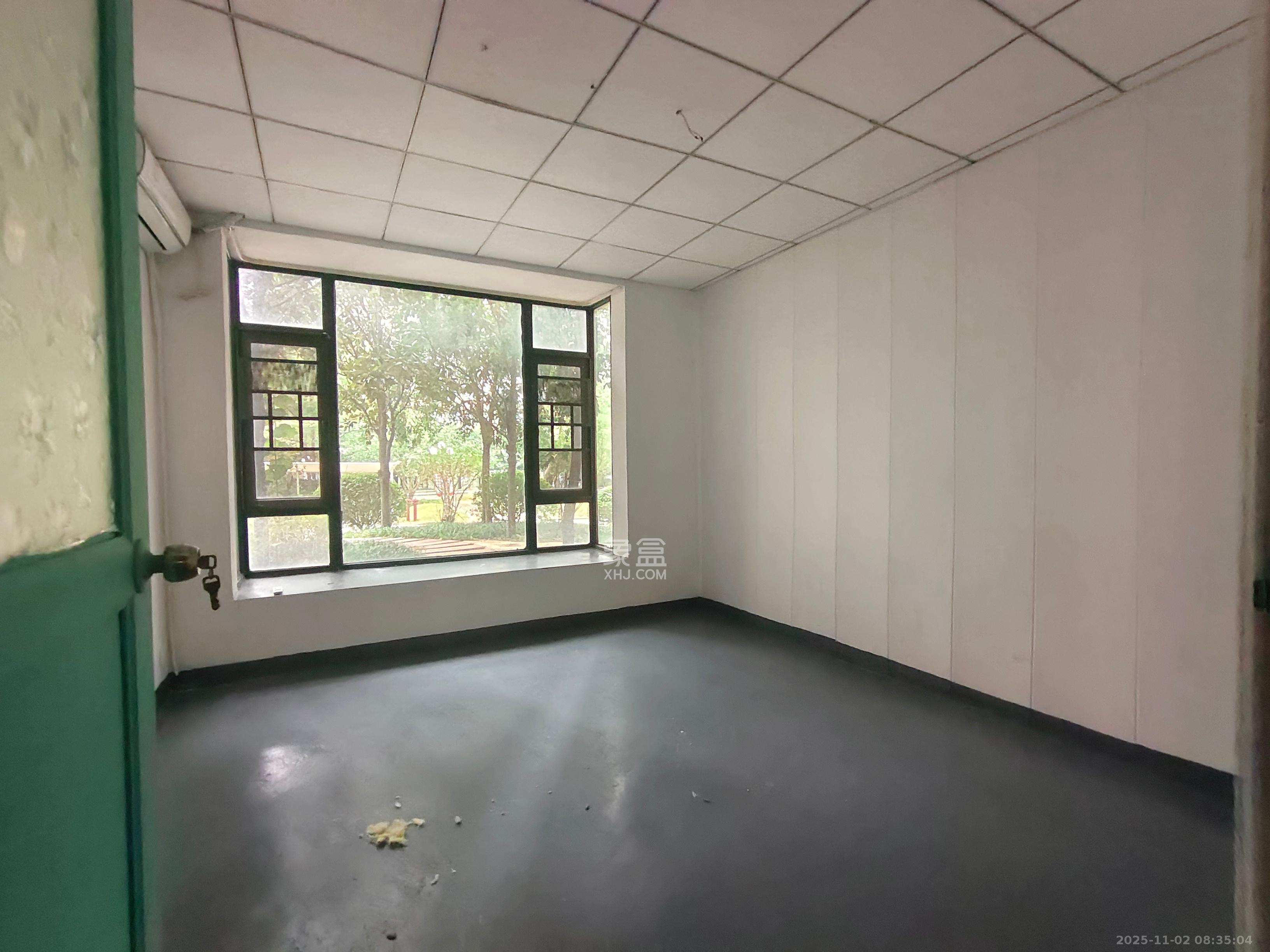 恒大翡翠华庭  4室2厅2卫    2600.0元/月室内图