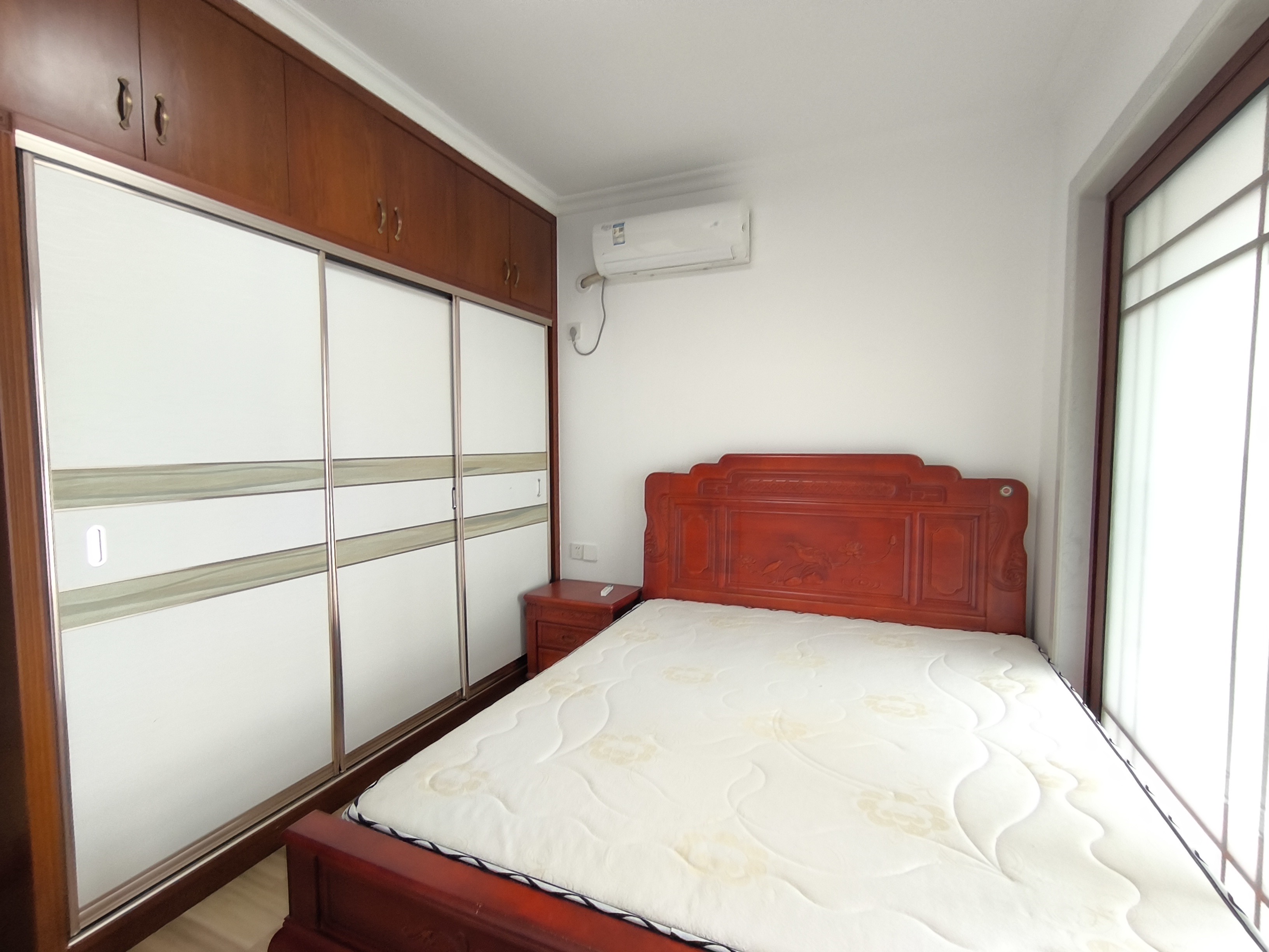 珠江愉景南苑（一、二、三、四期）  3室0厅0卫    2200.0元/月户型图