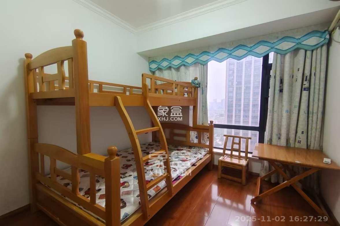 潇湘名城(新里程潇湘名城) 4室2厅1卫 3000.0元/月 潇湘名城(新里程潇湘名城) 4室2厅1卫 3000.0元/月室内图