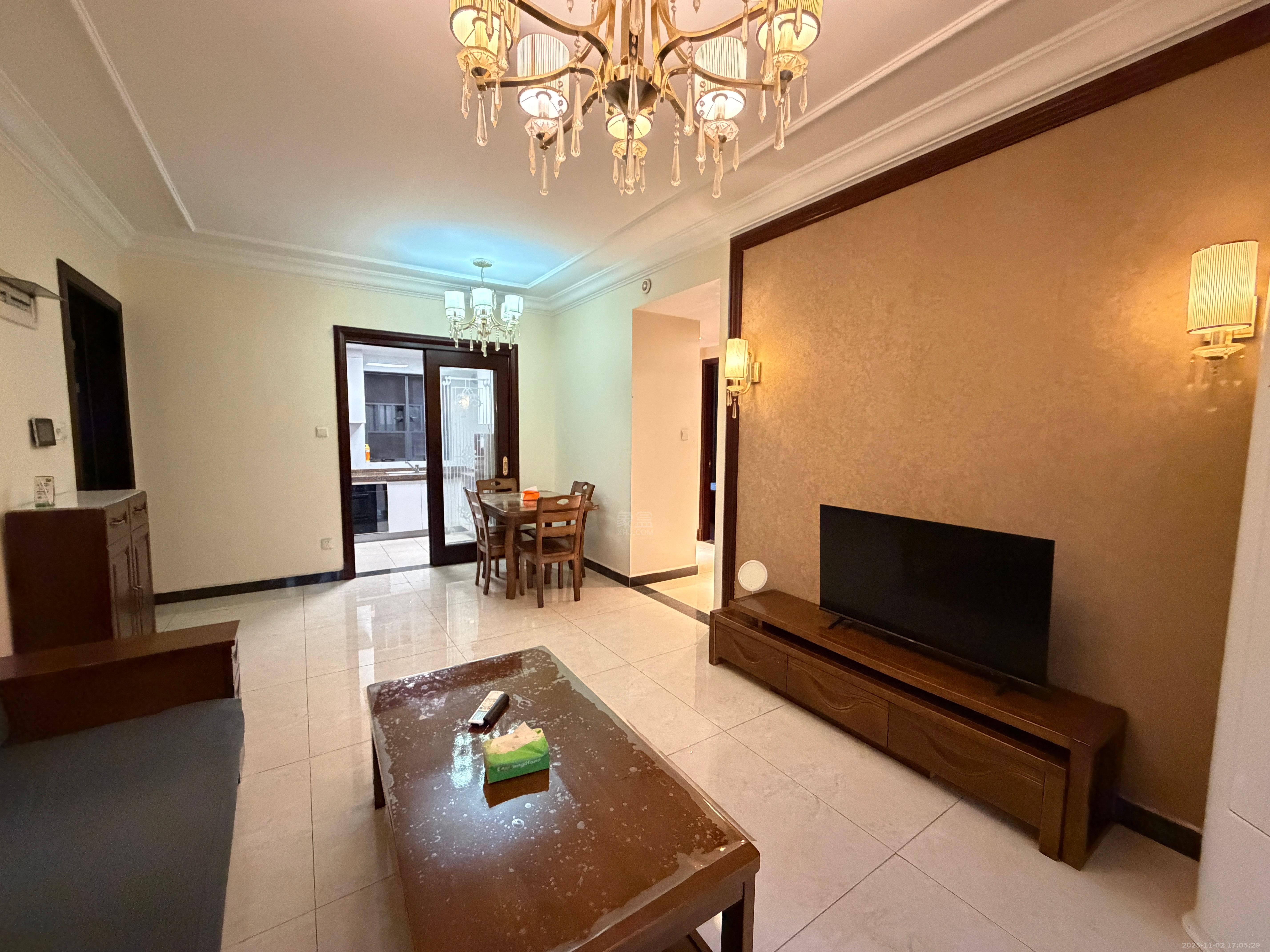 恒大华府 3室2厅1卫 1800.0元/月 恒大华府 3室2厅1卫 1800.0元/月室内图