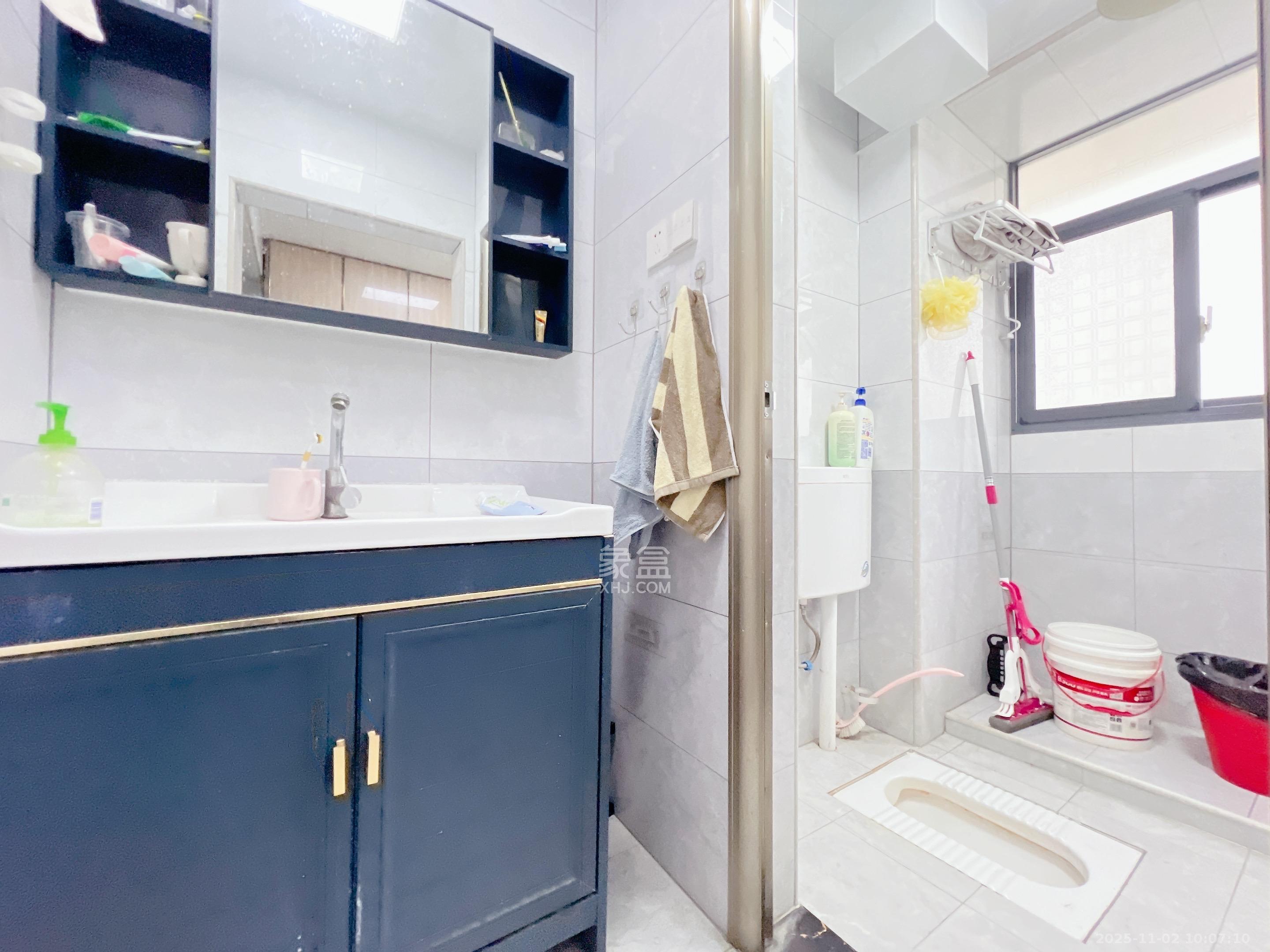 省体委冠军楼 2室1厅1卫 2400.0元/月 省体委冠军楼 2室1厅1卫 2400.0元/月室内图