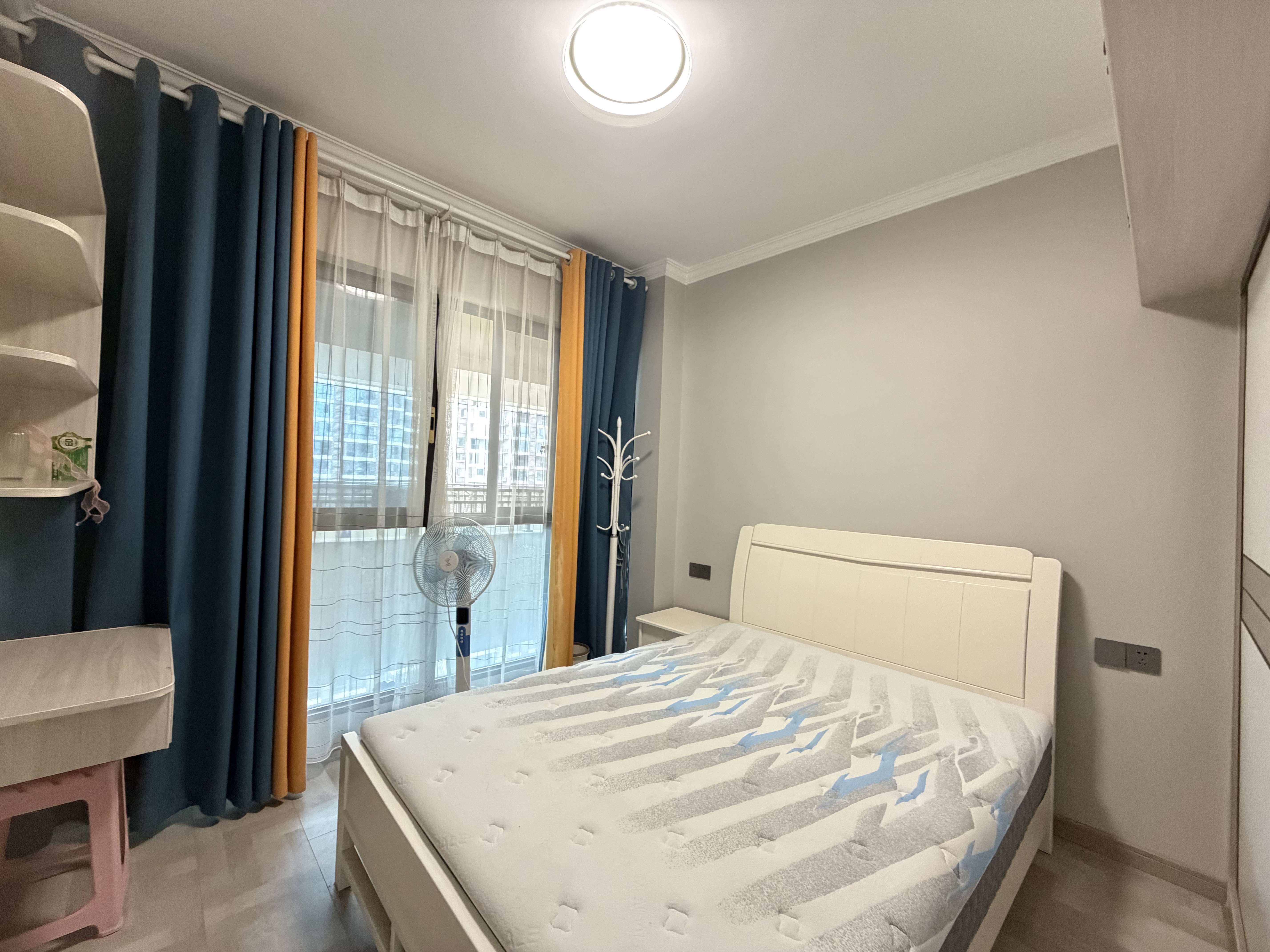 万恒白金汉宫 3室2厅1卫 3000.0元/月 万恒白金汉宫 3室2厅1卫 3000.0元/月室内图