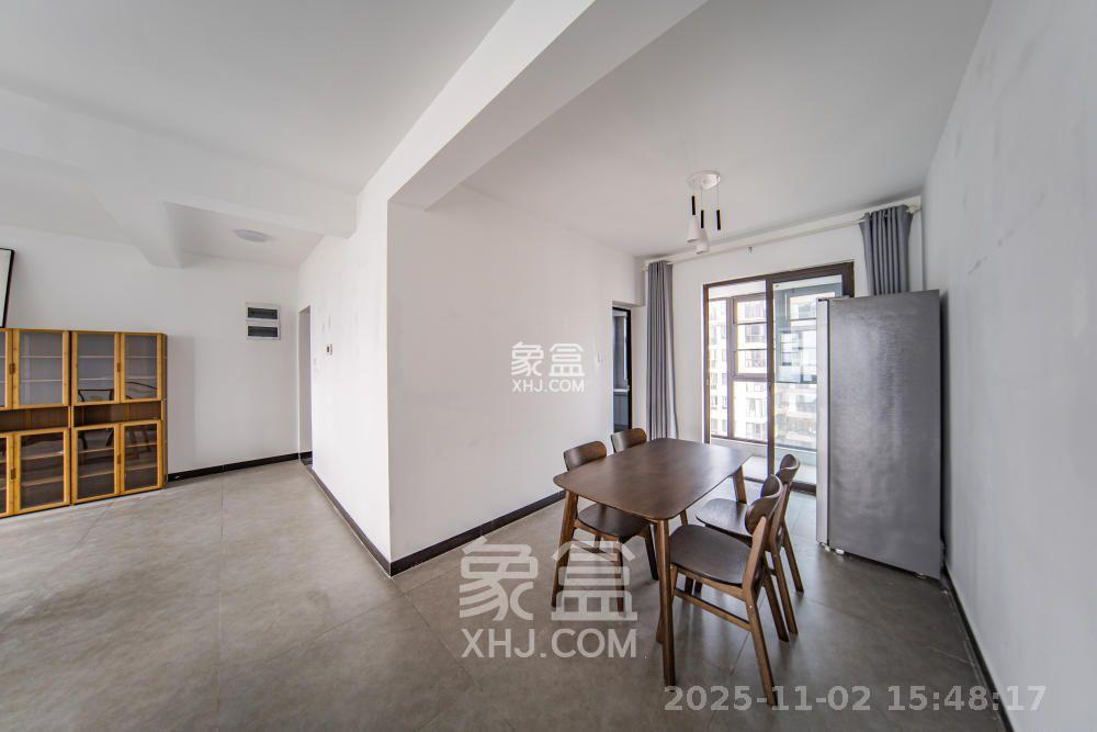 北大资源理想家园  4室2厅2卫    4200.0元/月 北大资源理想家园  4室2厅2卫    4200.0元/月室内图