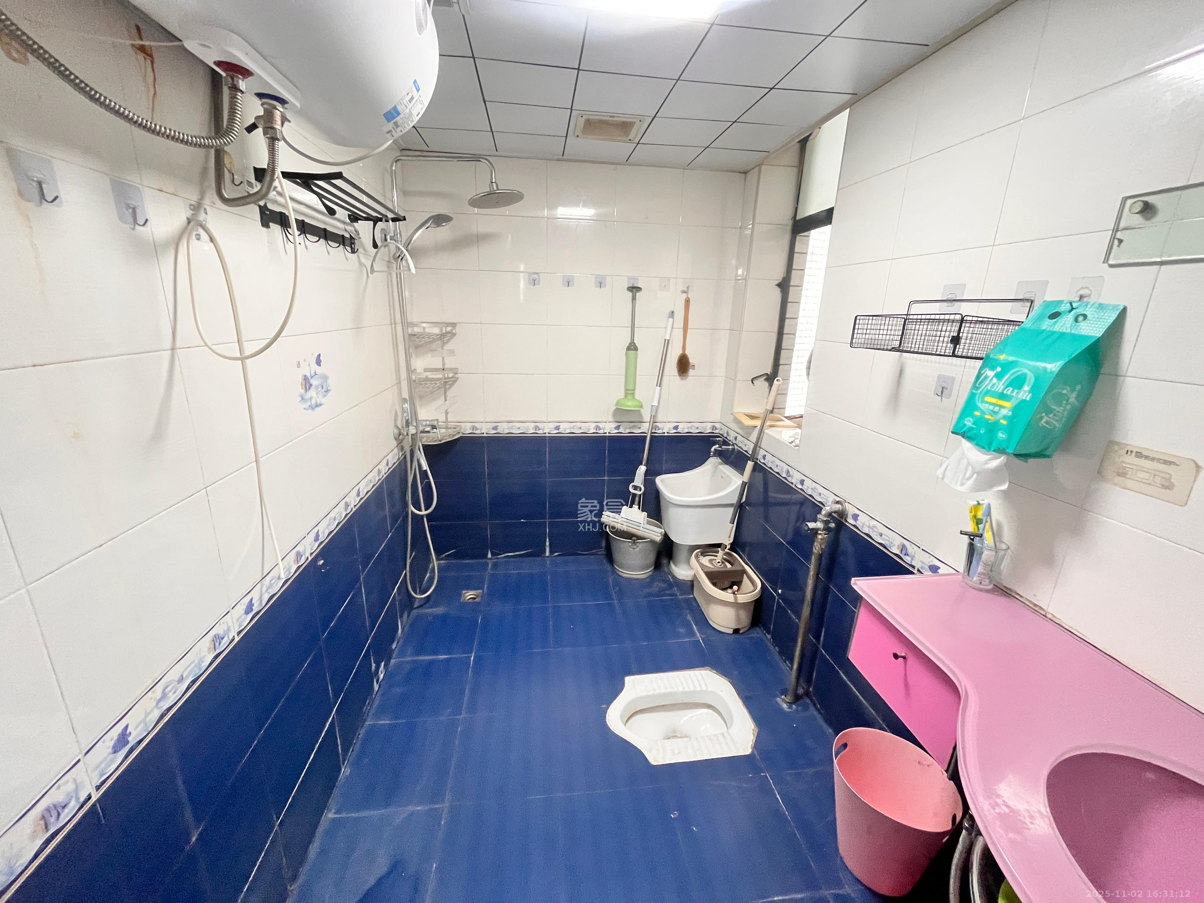 王府花园 3室2厅2卫 3000.0元/月 王府花园 3室2厅2卫 3000.0元/月室内图