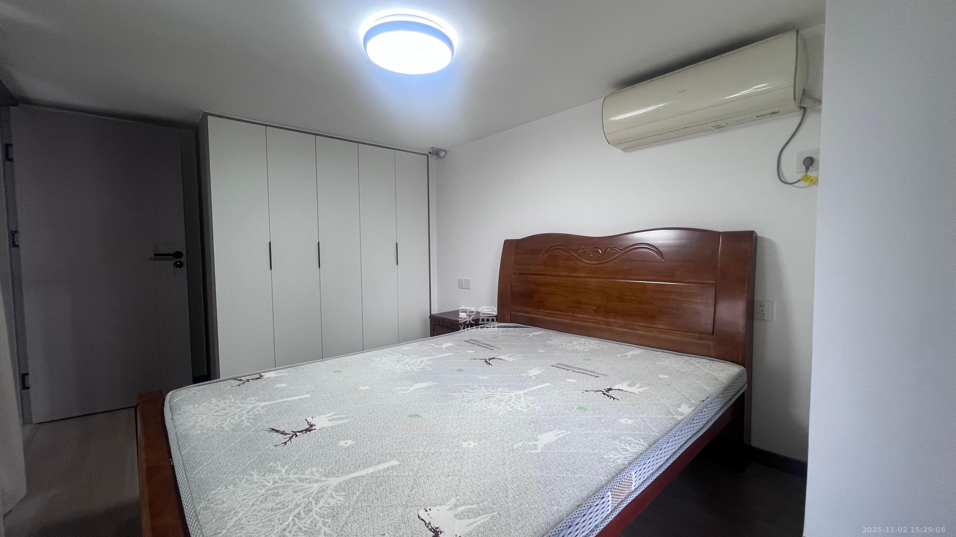 万科金色梦想A区  3室1厅1卫    2200.0元/月 万科金色梦想A区  3室1厅1卫    2200.0元/月室内图