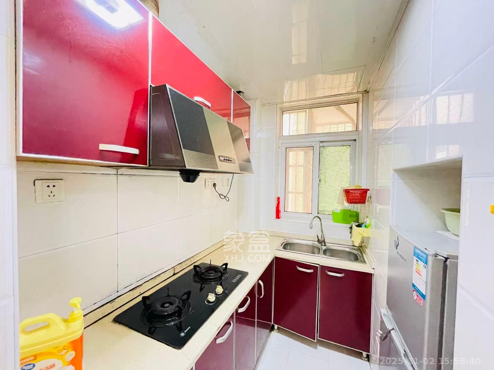 金碧文华  1室1厅1卫    1400.0元/月室内图