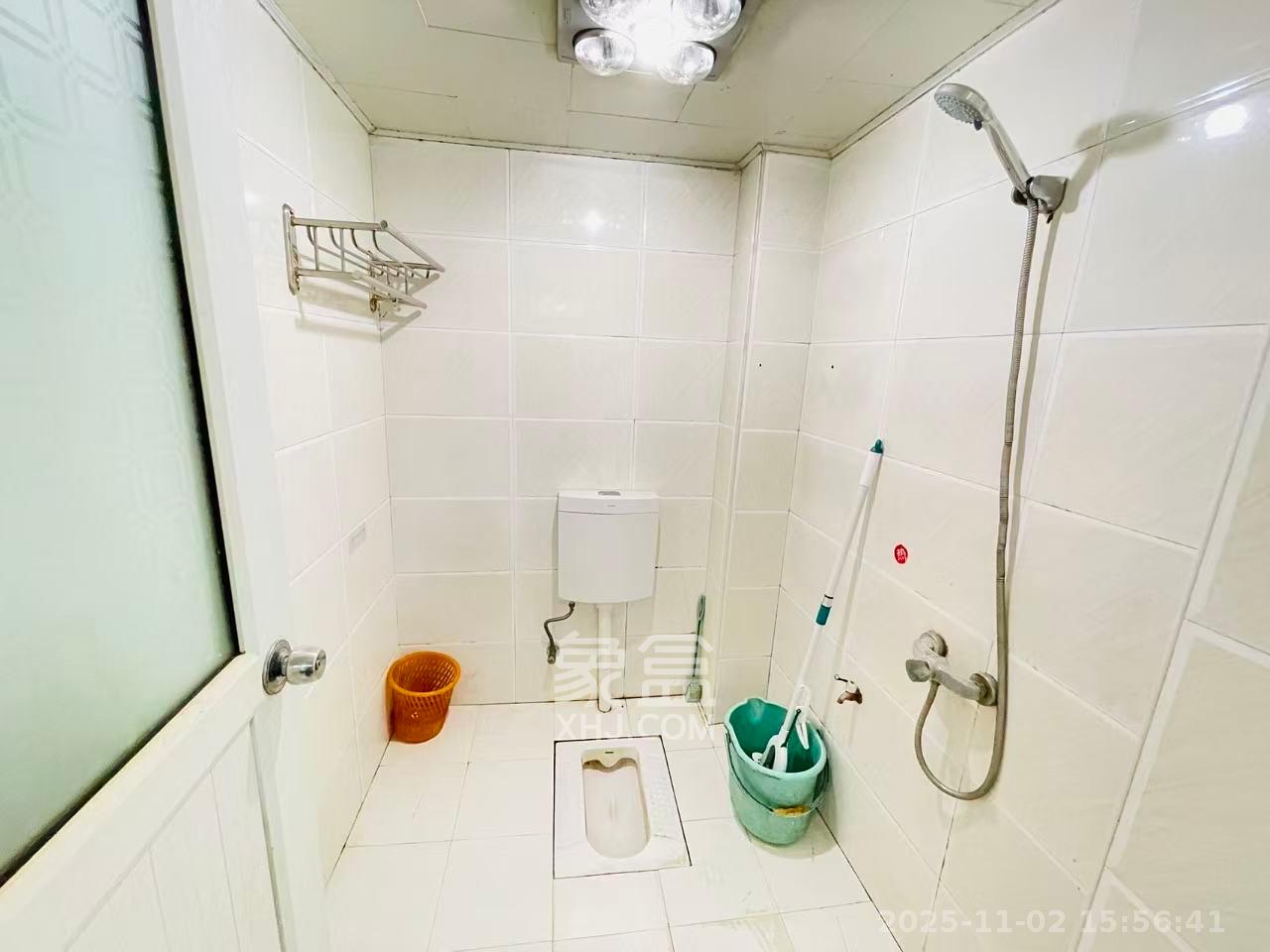 金碧文华 1室1厅1卫 1400.0元/月 金碧文华 1室1厅1卫 1400.0元/月室内图