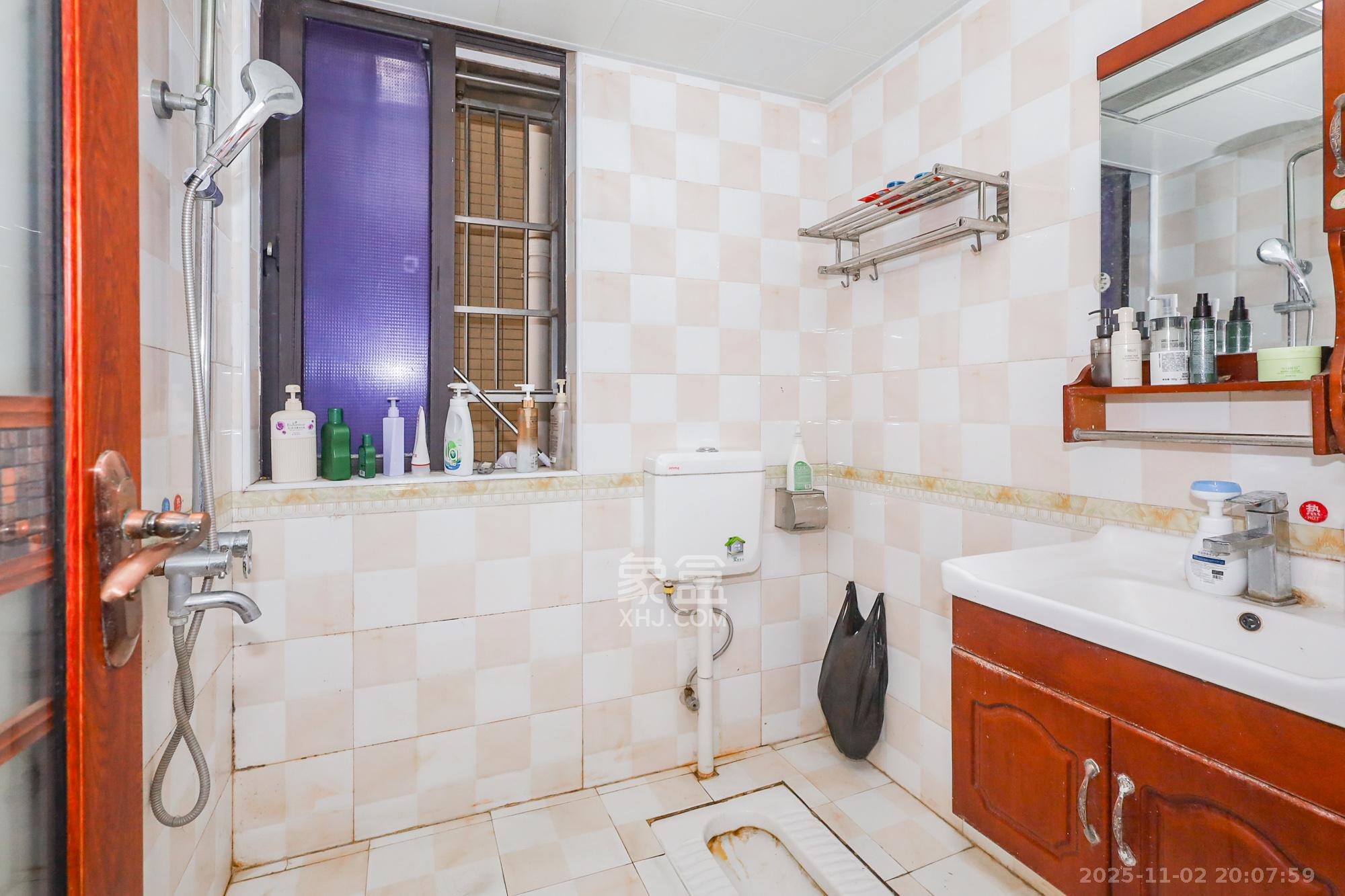 钰龙天下二期(钰龙佳园)  2室2厅1卫    185.0万 钰龙天下二期(钰龙佳园)  2室2厅1卫    185.0万卫生间