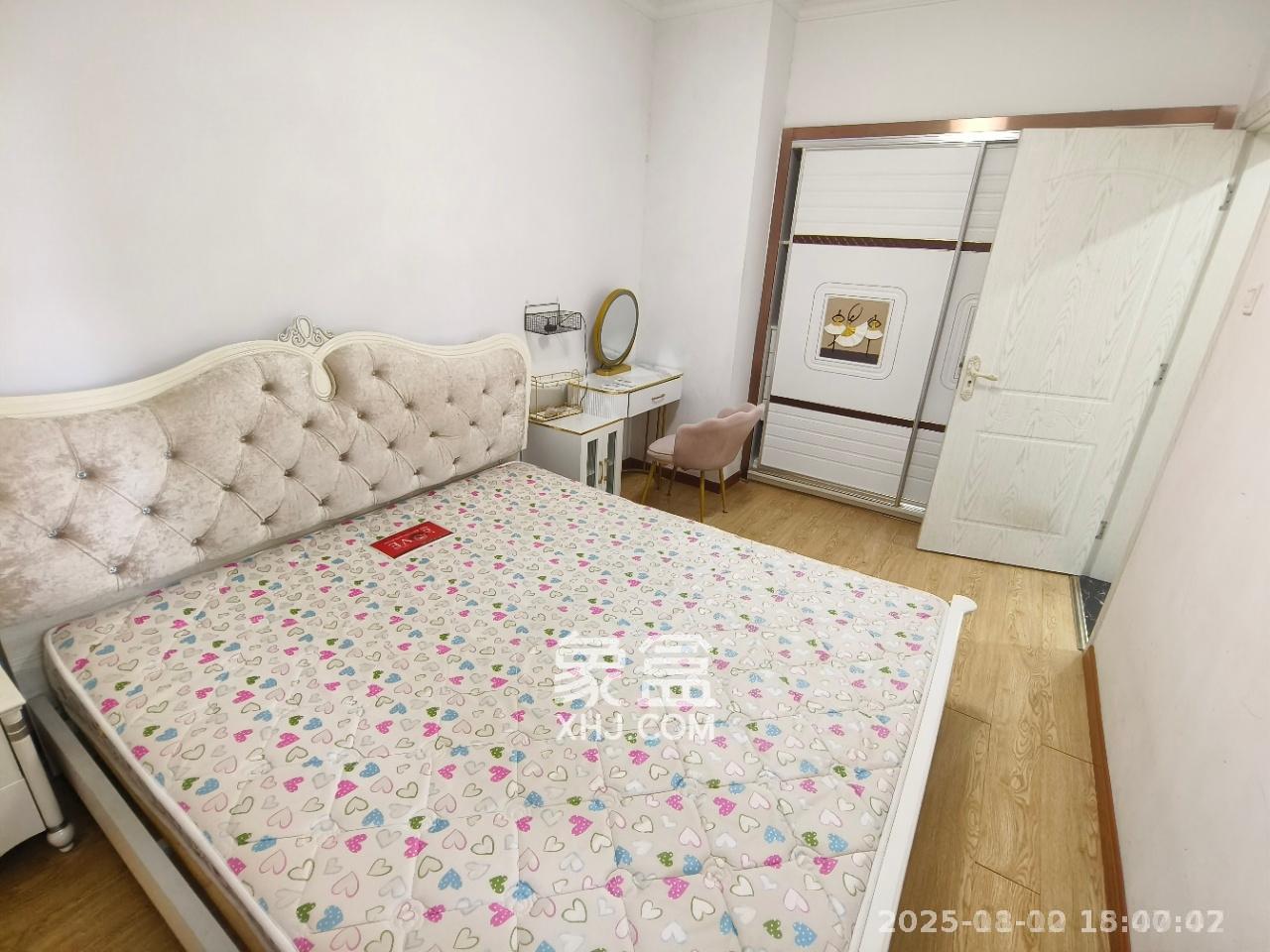 时代星空  2室1厅1卫    1600.0元/月室内图