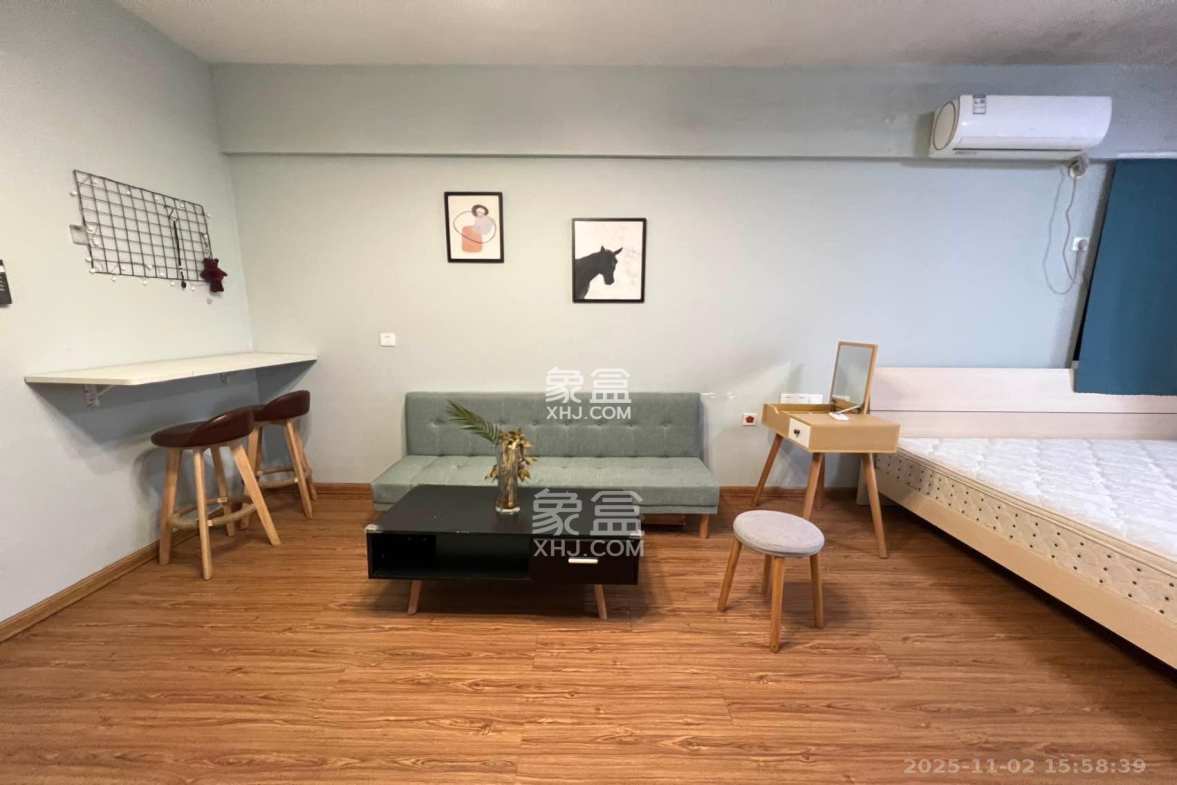 西子一间 1室1厅1卫 1650.0元/月 西子一间 1室1厅1卫 1650.0元/月室内图