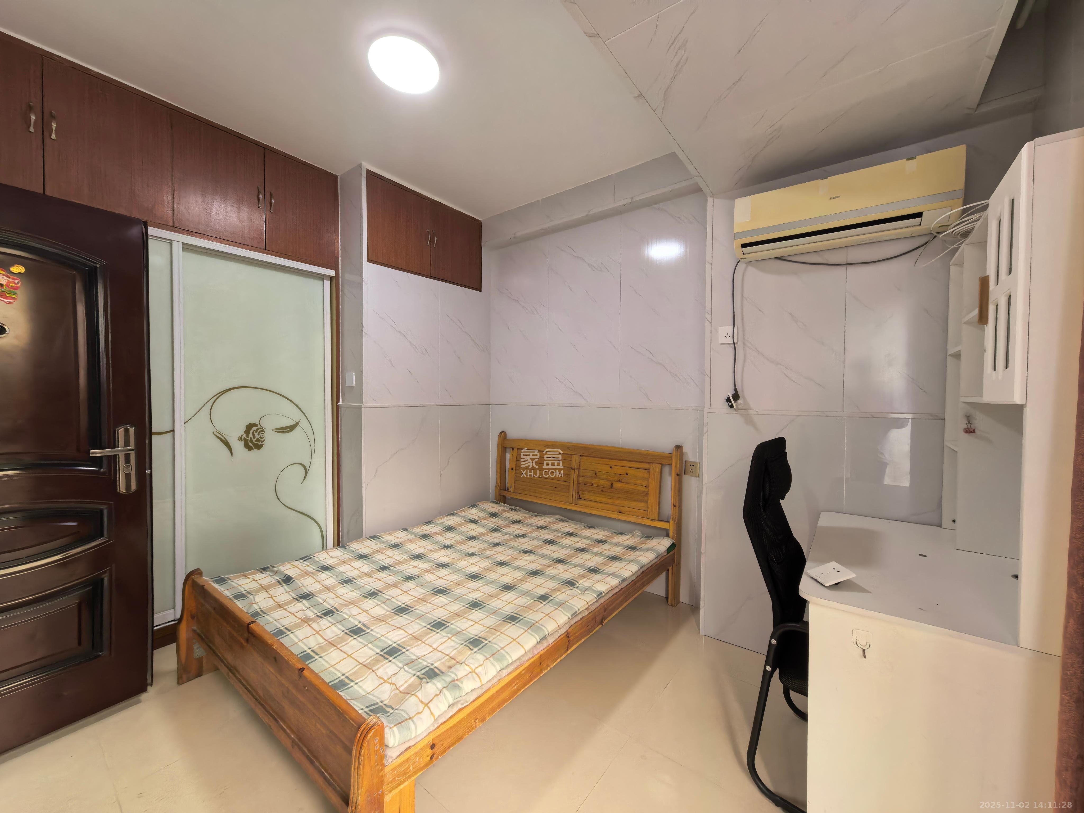 东岸梅园小区  2室1厅1卫    1400.0元/月室内图