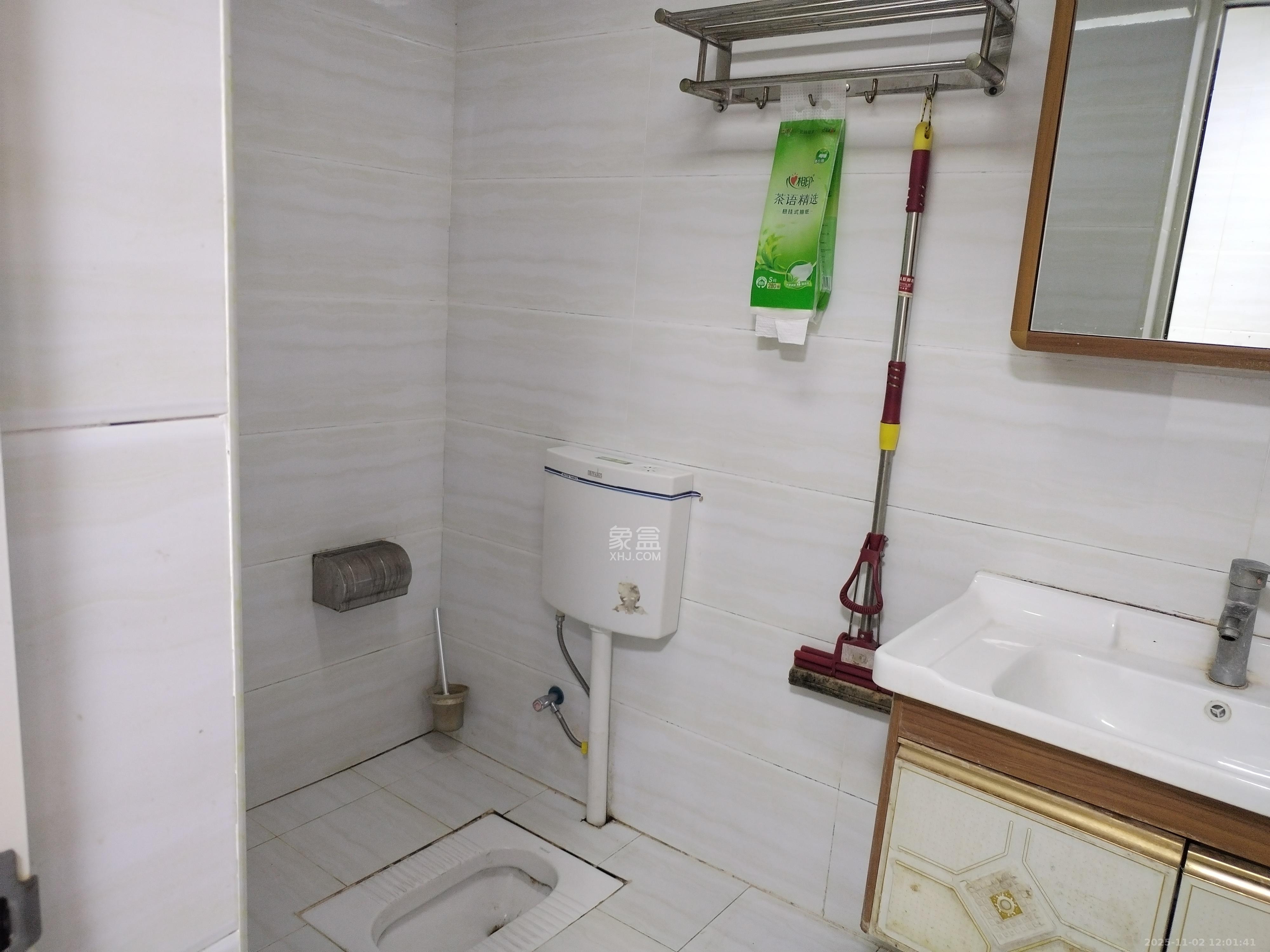 玛丽的花园（金色阳光家园）  3室2厅1卫    2000.0元/月室内图