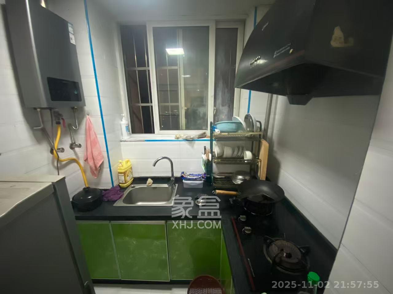 东方航标  1室1厅1卫    1200.0元/月室内图