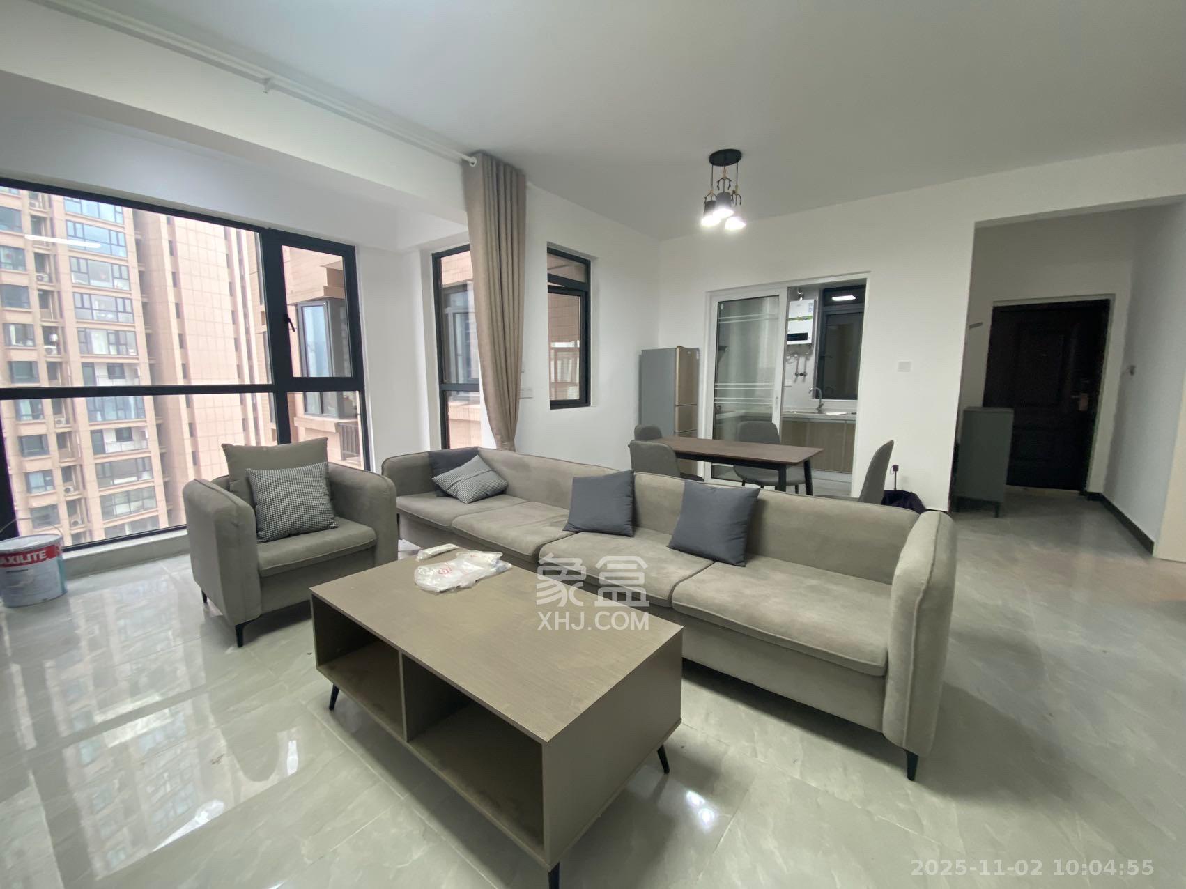 创元时代(成兴景苑) 4室2厅2卫 2750.0元/月 创元时代(成兴景苑) 4室2厅2卫 2750.0元/月室内图