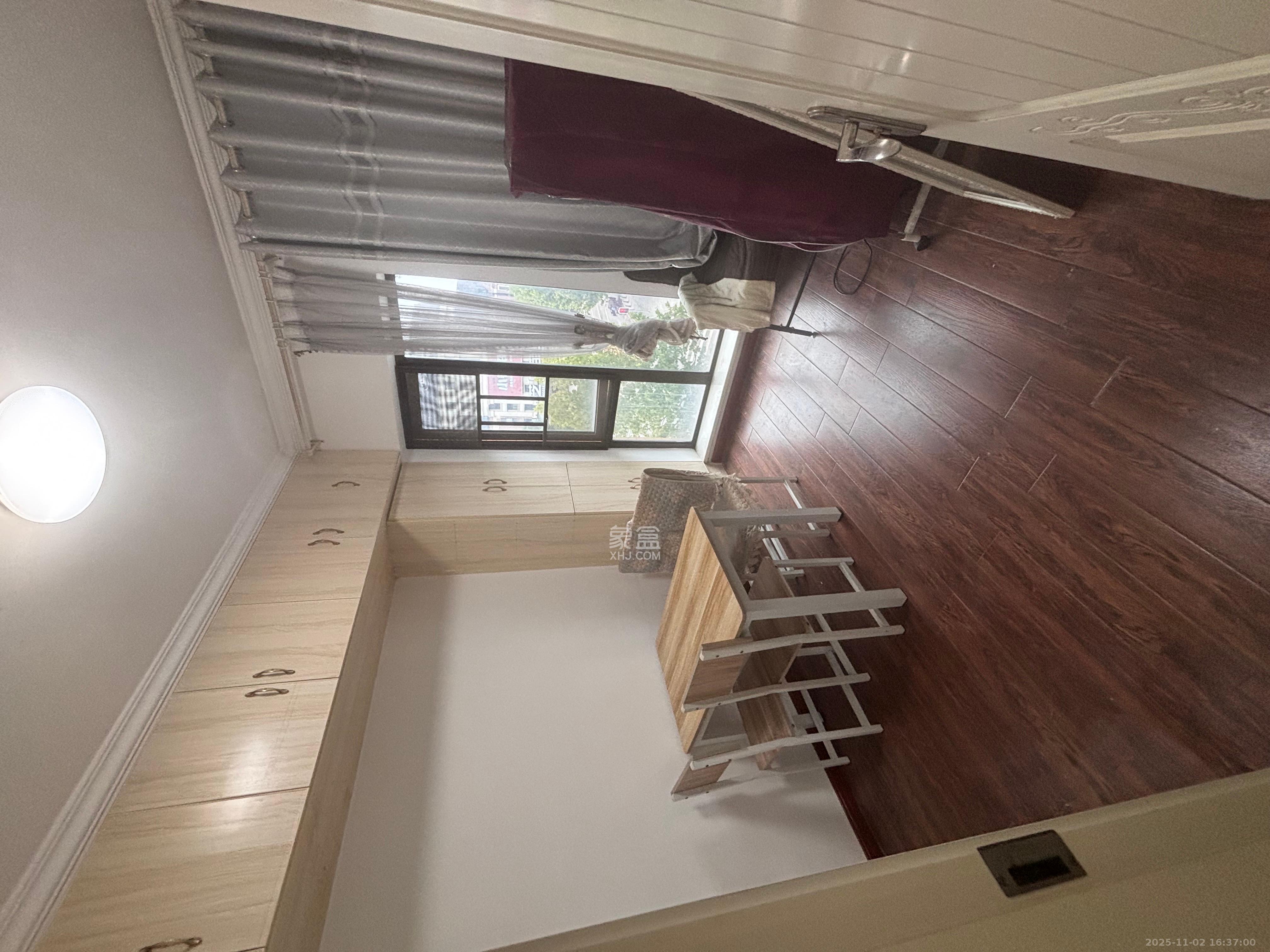 地泰御和苑  3室2厅1卫    2200.0元/月室内图