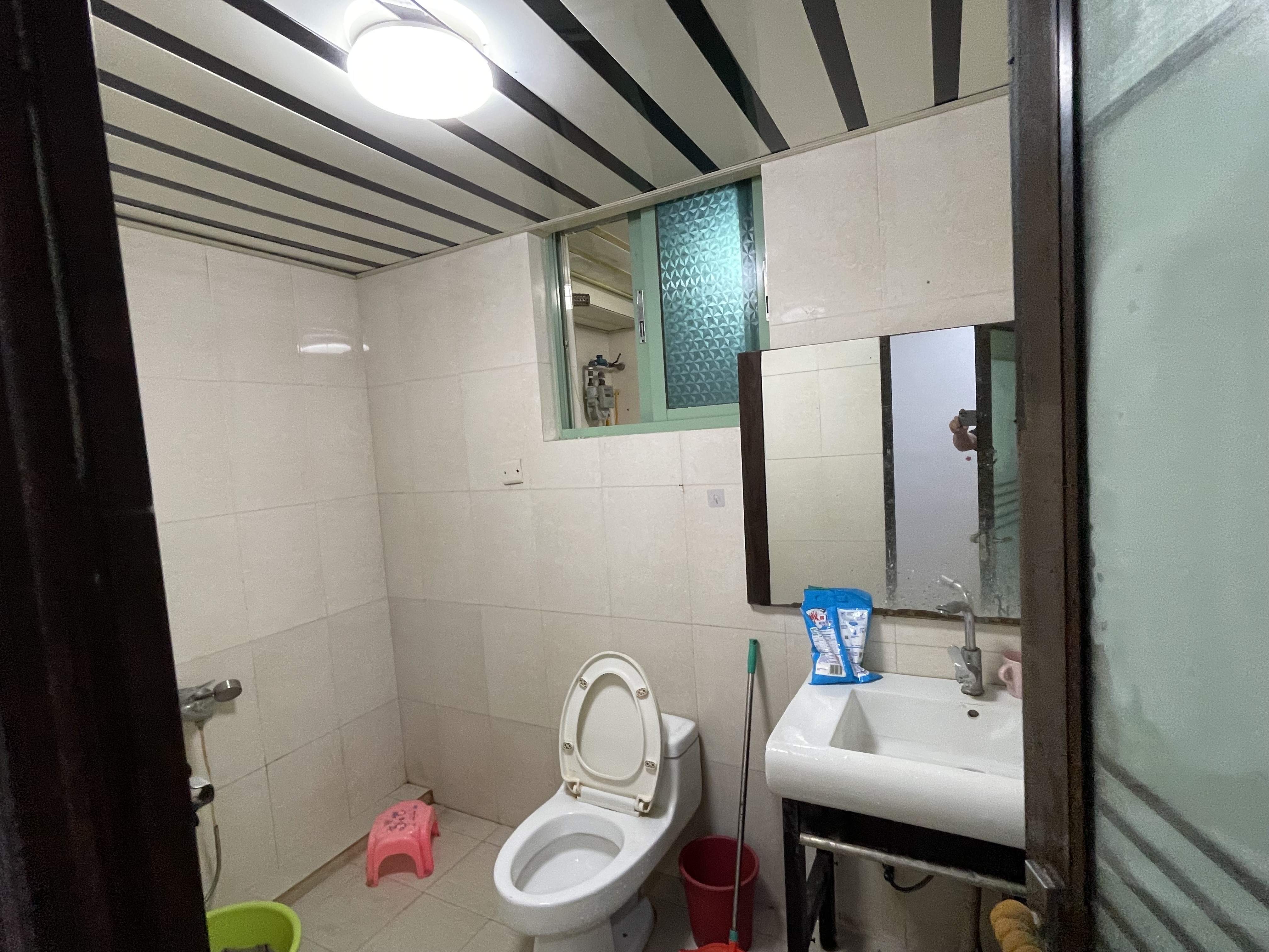 置地花园 4室2厅2卫 3300.0元/月 置地花园 4室2厅2卫 3300.0元/月室内图