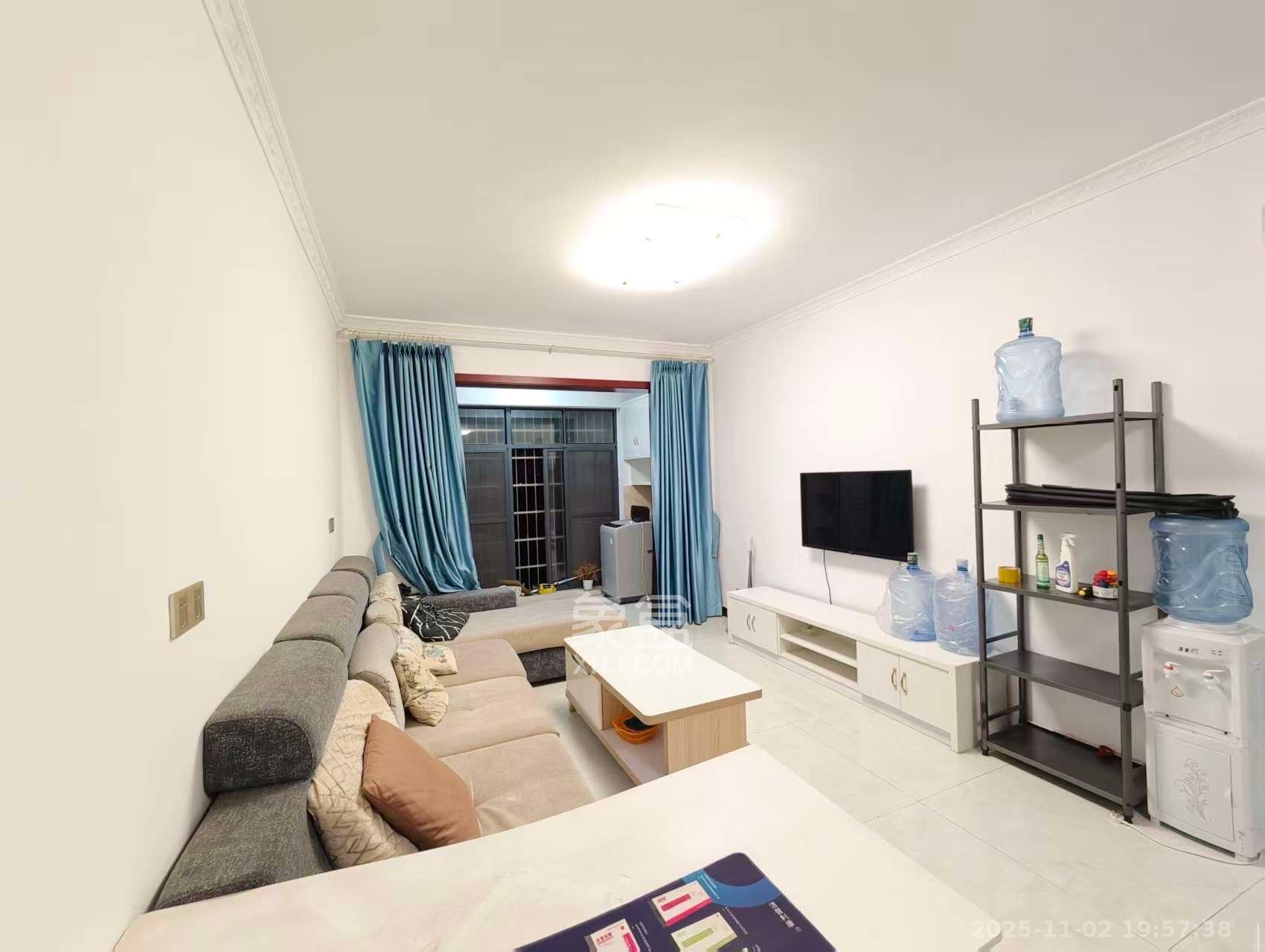 金南家园三期  2室2厅1卫    2200.0元/月 金南家园三期  2室2厅1卫    2200.0元/月室内图