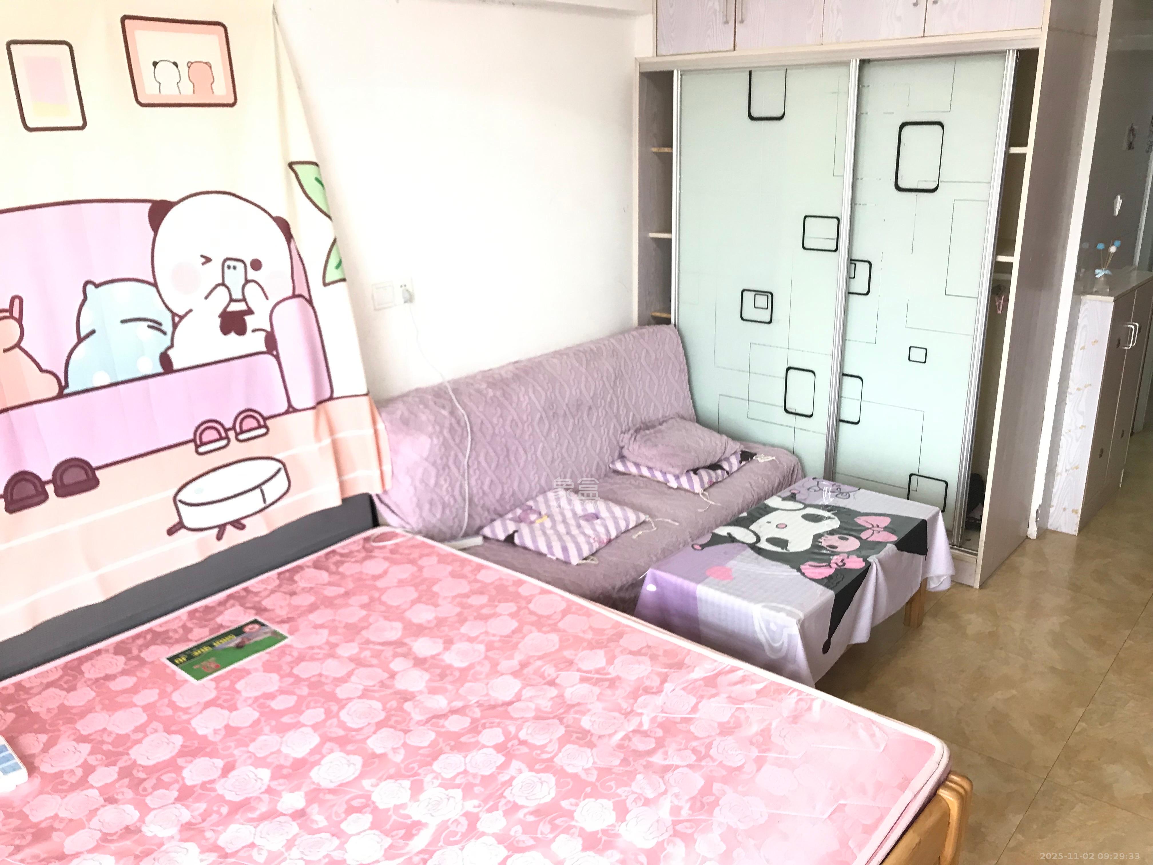 新长海广场  1室1厅1卫    1100.0元/月室内图