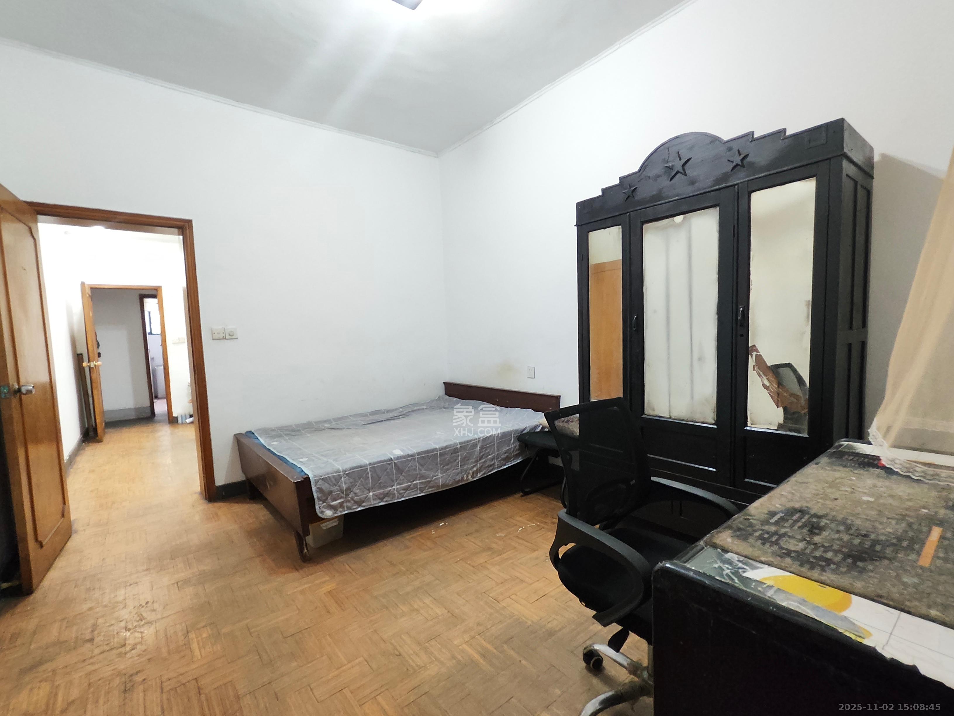 湖橡宿舍/湖橡小区  1室1厅1卫    800.0元/月室内图