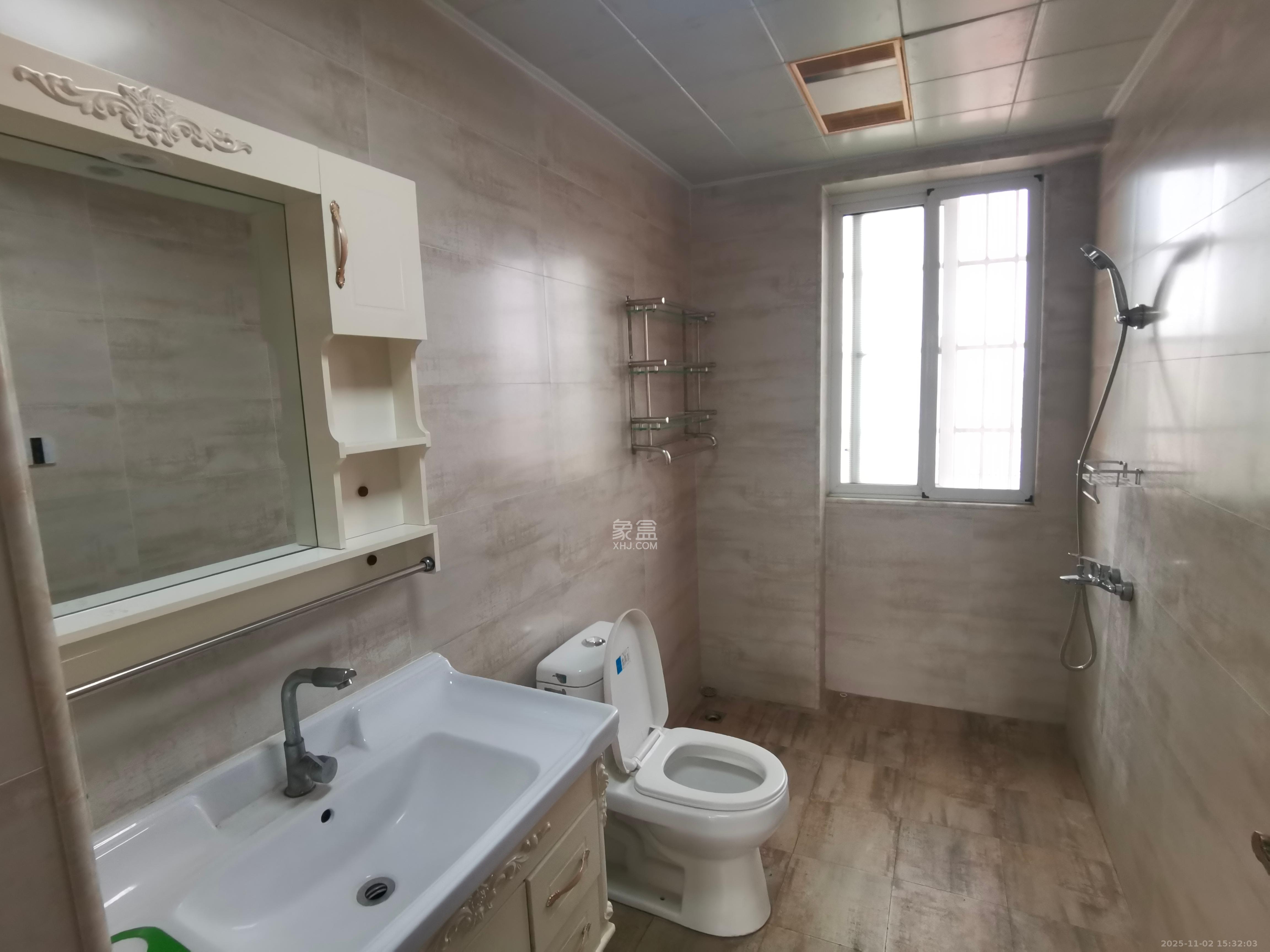 洋湖和园(福联嘉苑) 3室2厅2卫 2600.0元/月 洋湖和园(福联嘉苑) 3室2厅2卫 2600.0元/月室内图