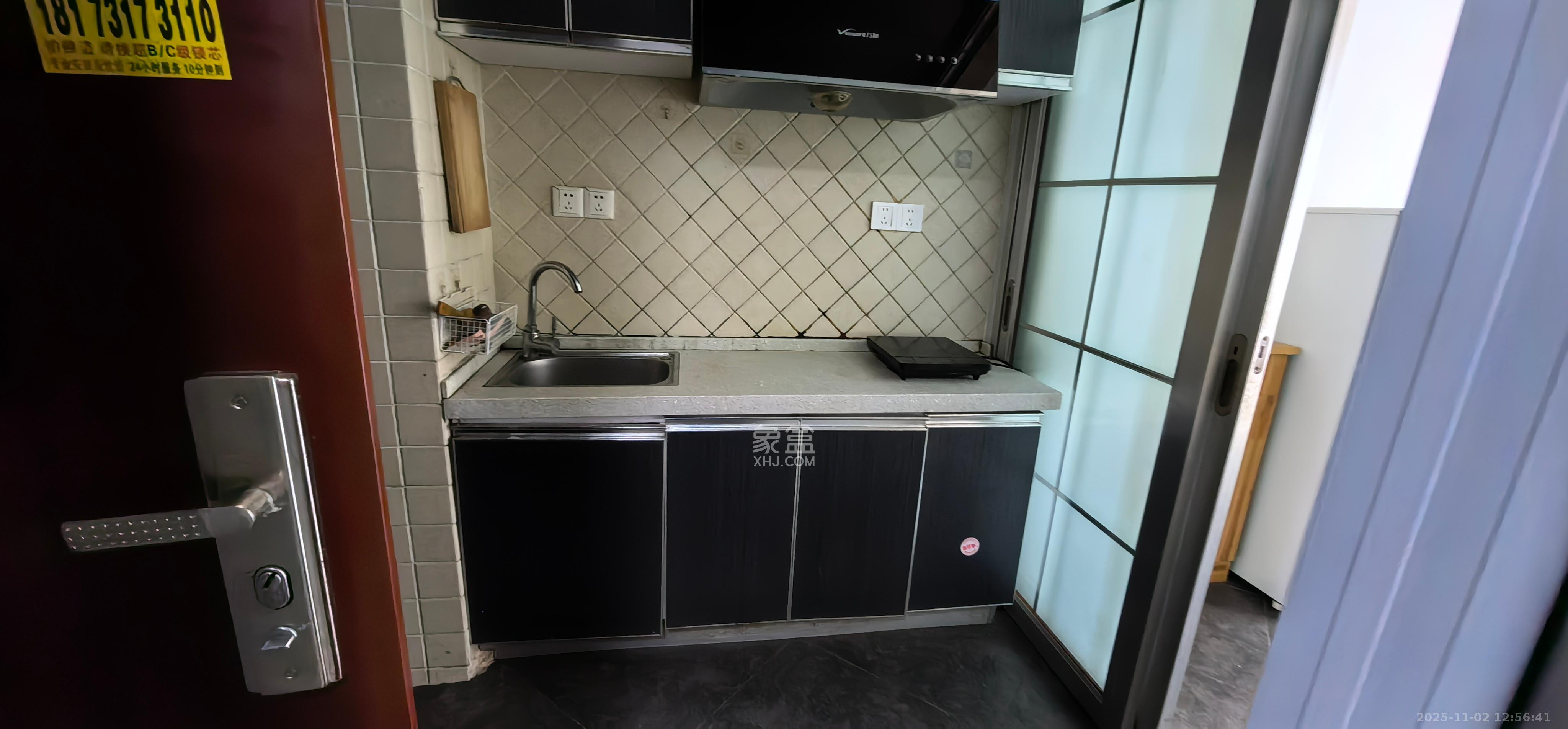 名富公寓 1室1厅1卫 1300.0元/月 名富公寓 1室1厅1卫 1300.0元/月室内图