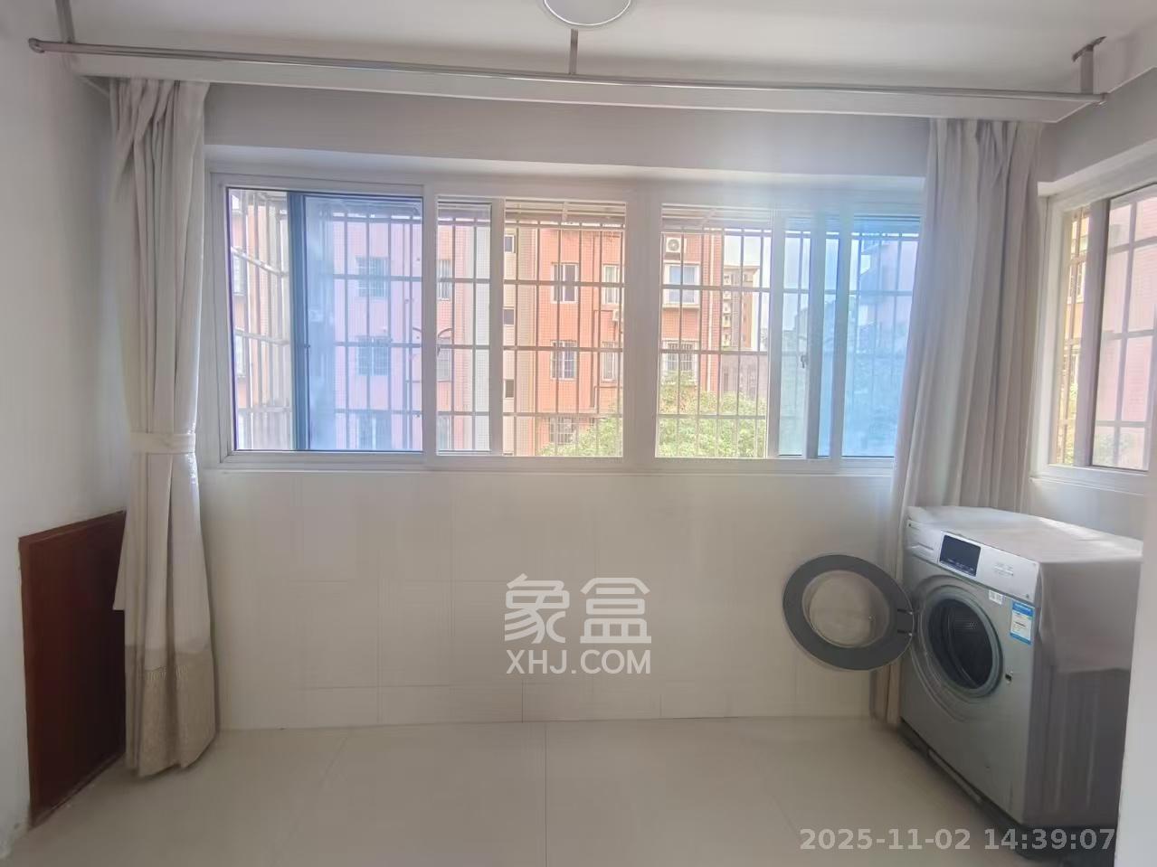 森宇佳园  2室2厅1卫    2500.0元/月室内图