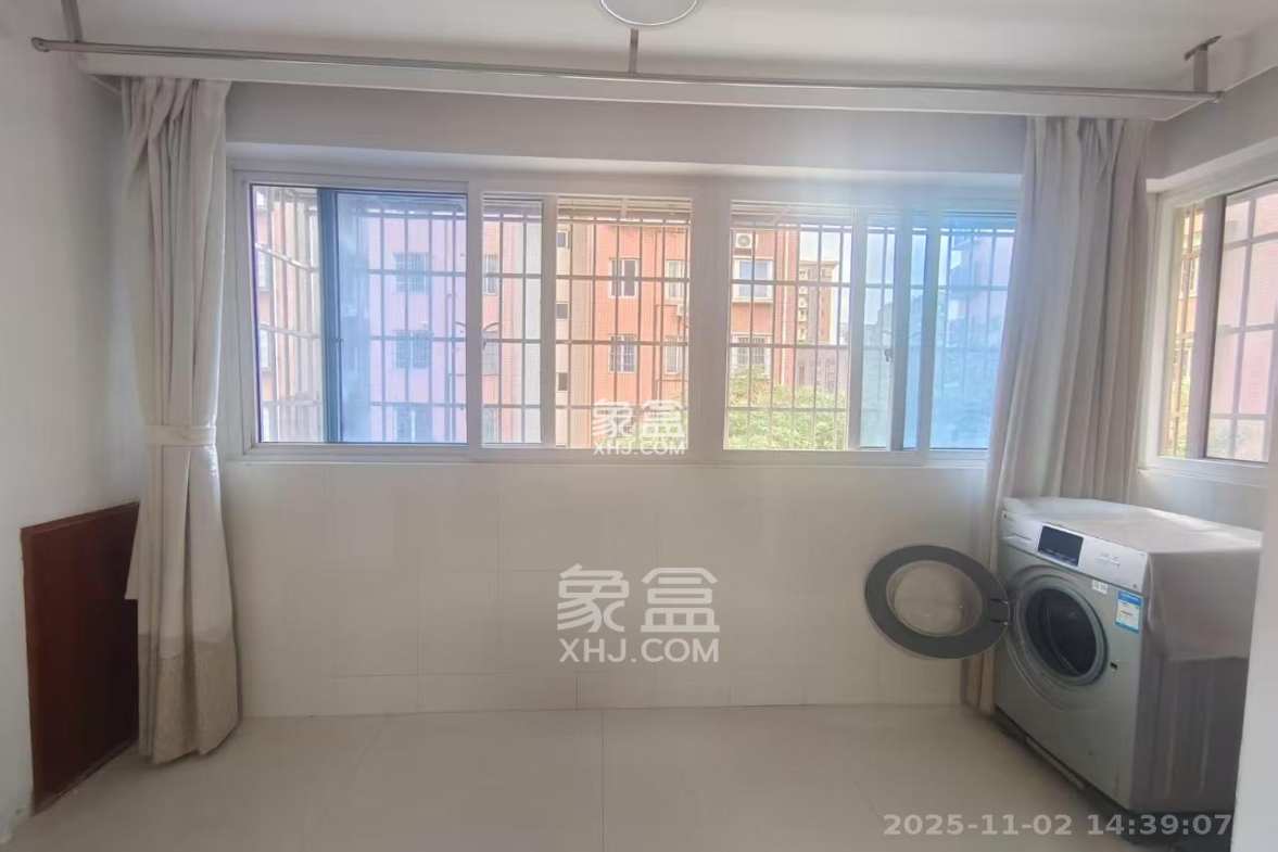 森宇佳园 2室2厅1卫 2500.0元/月 森宇佳园 2室2厅1卫 2500.0元/月室内图