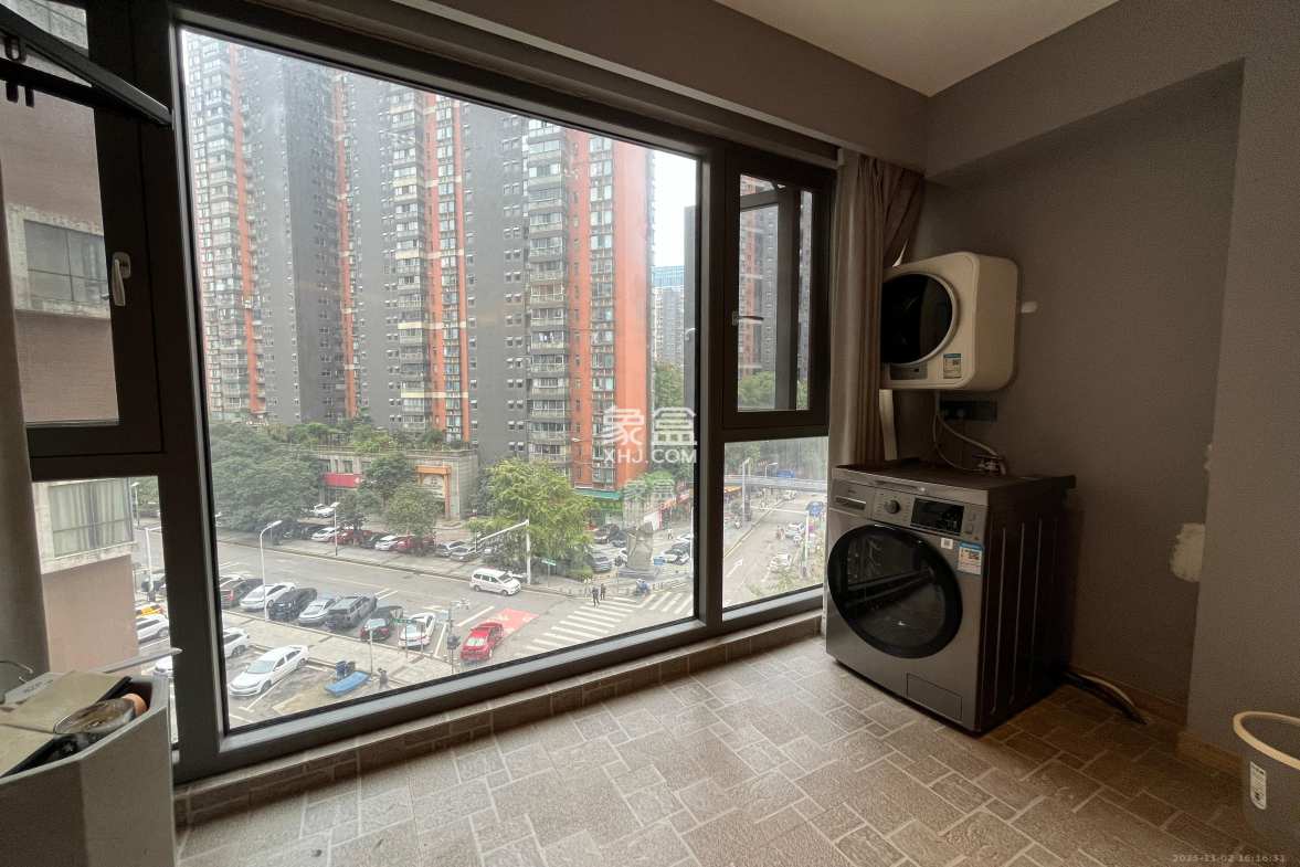 滨江君悦香邸 2室1厅1卫 3500.0元/月 滨江君悦香邸 2室1厅1卫 3500.0元/月室内图