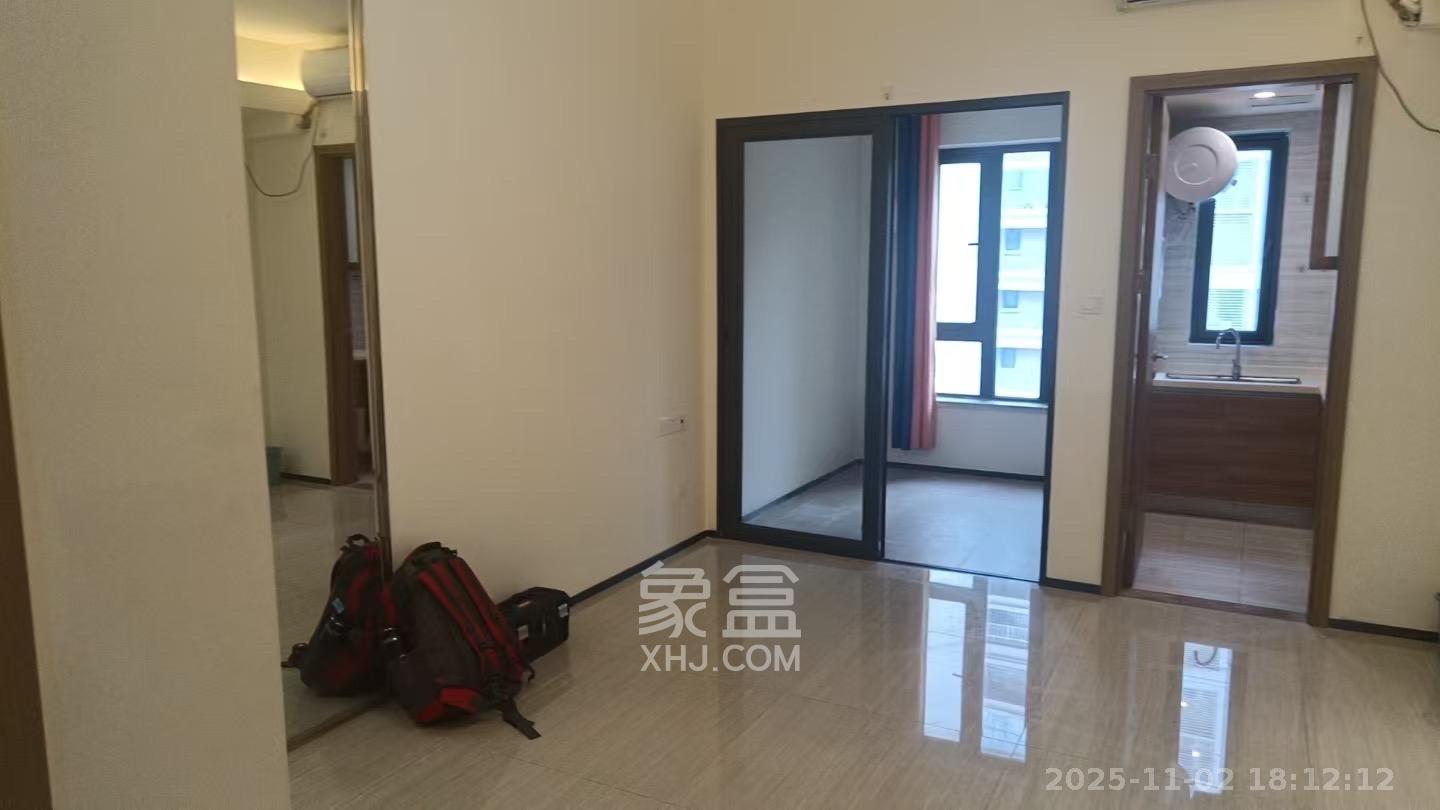 恒大上林苑  1室1厅1卫    1400.0元/月室内图