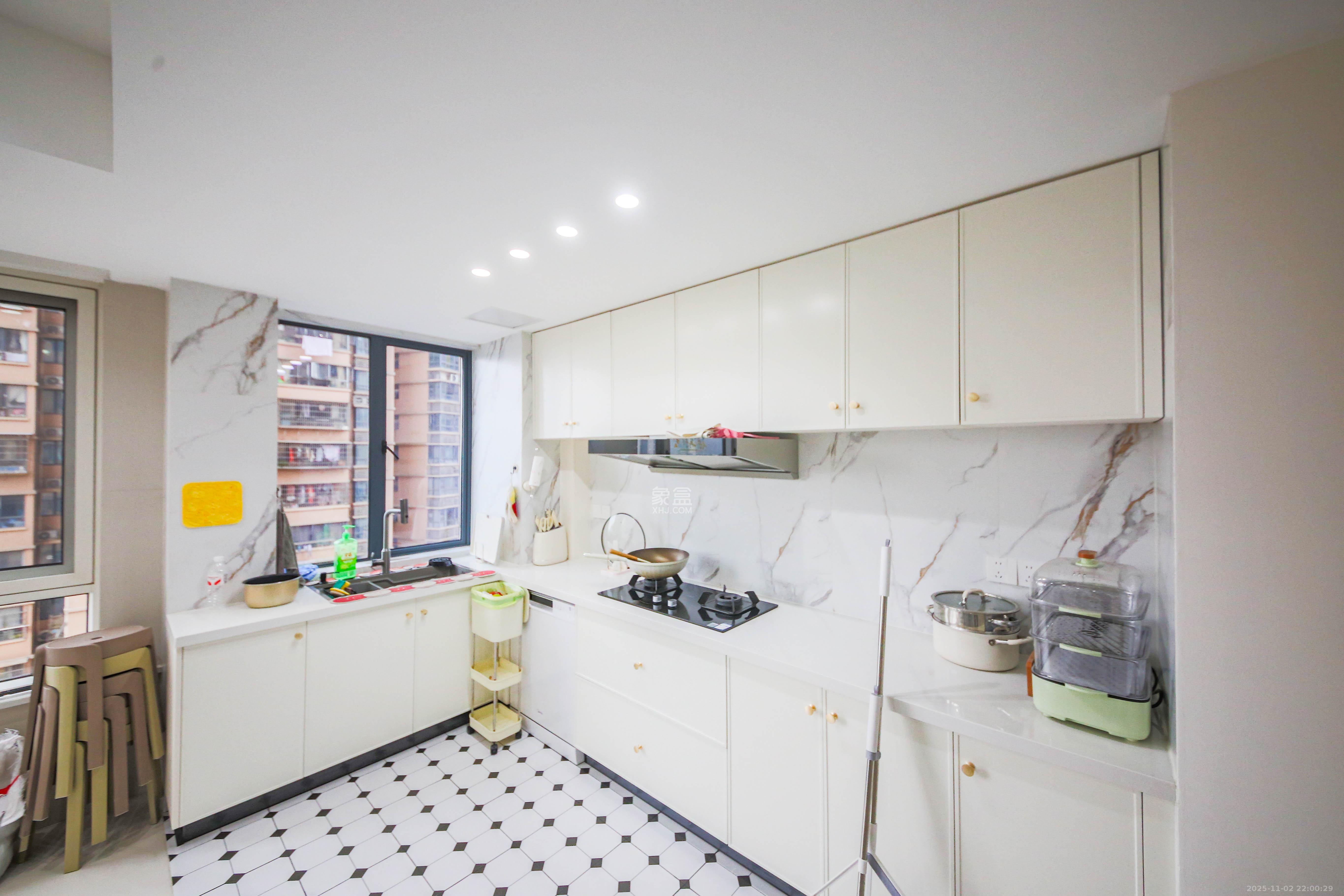 水墨林溪  3室2厅2卫    145.0万厨房