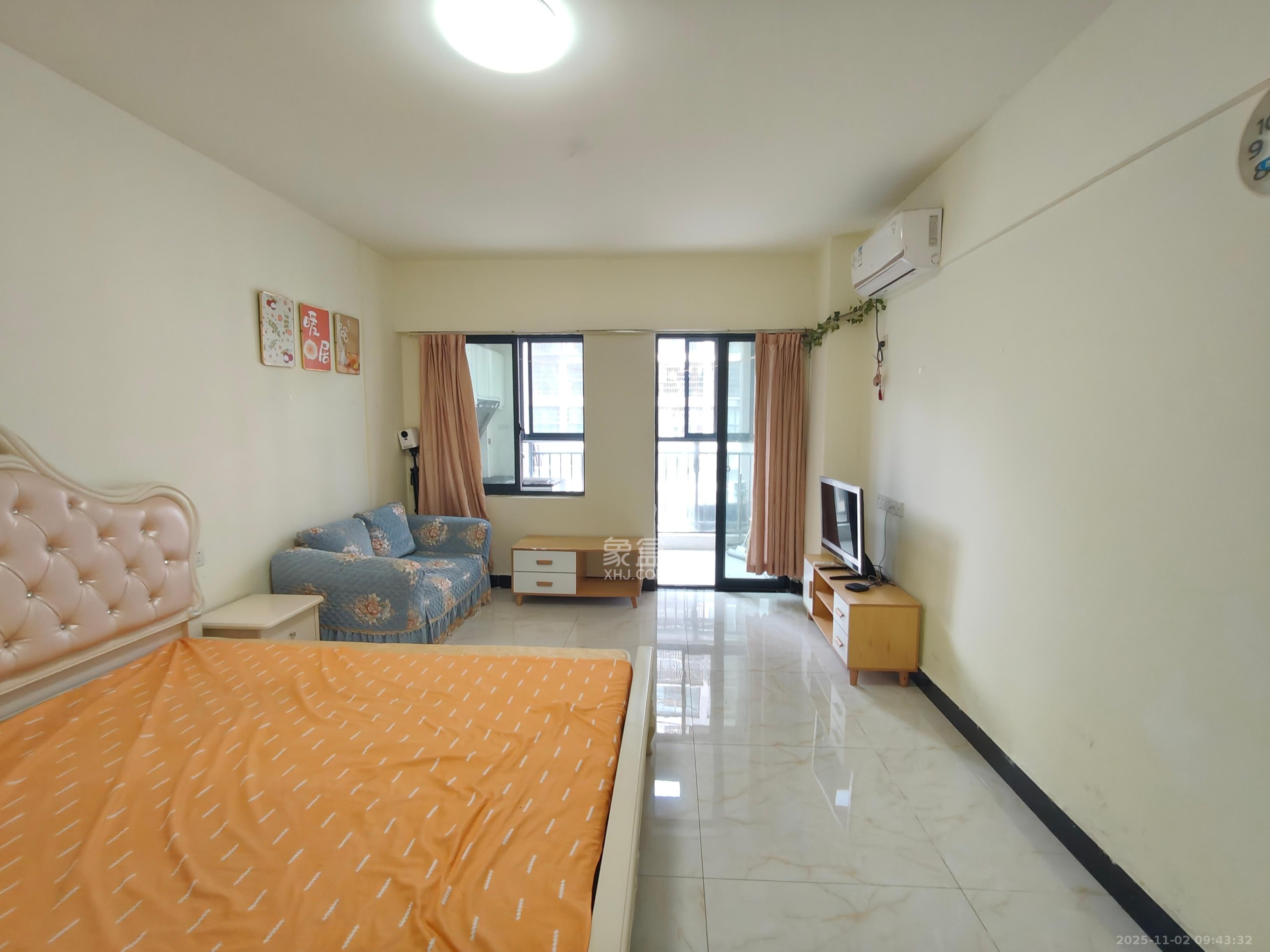 望兴景园二期（望兴西西里）  1室1厅1卫    1600.0元/月